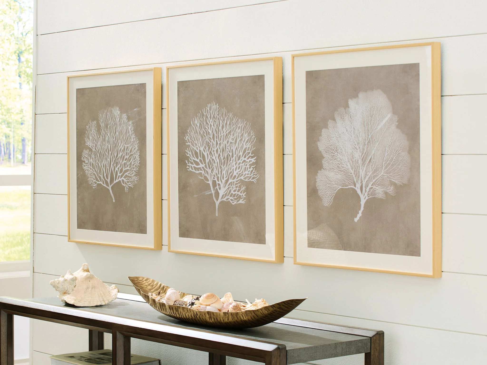 Hendridge - Wall Art Set (Set of 3) - Taupe / White - Image 2