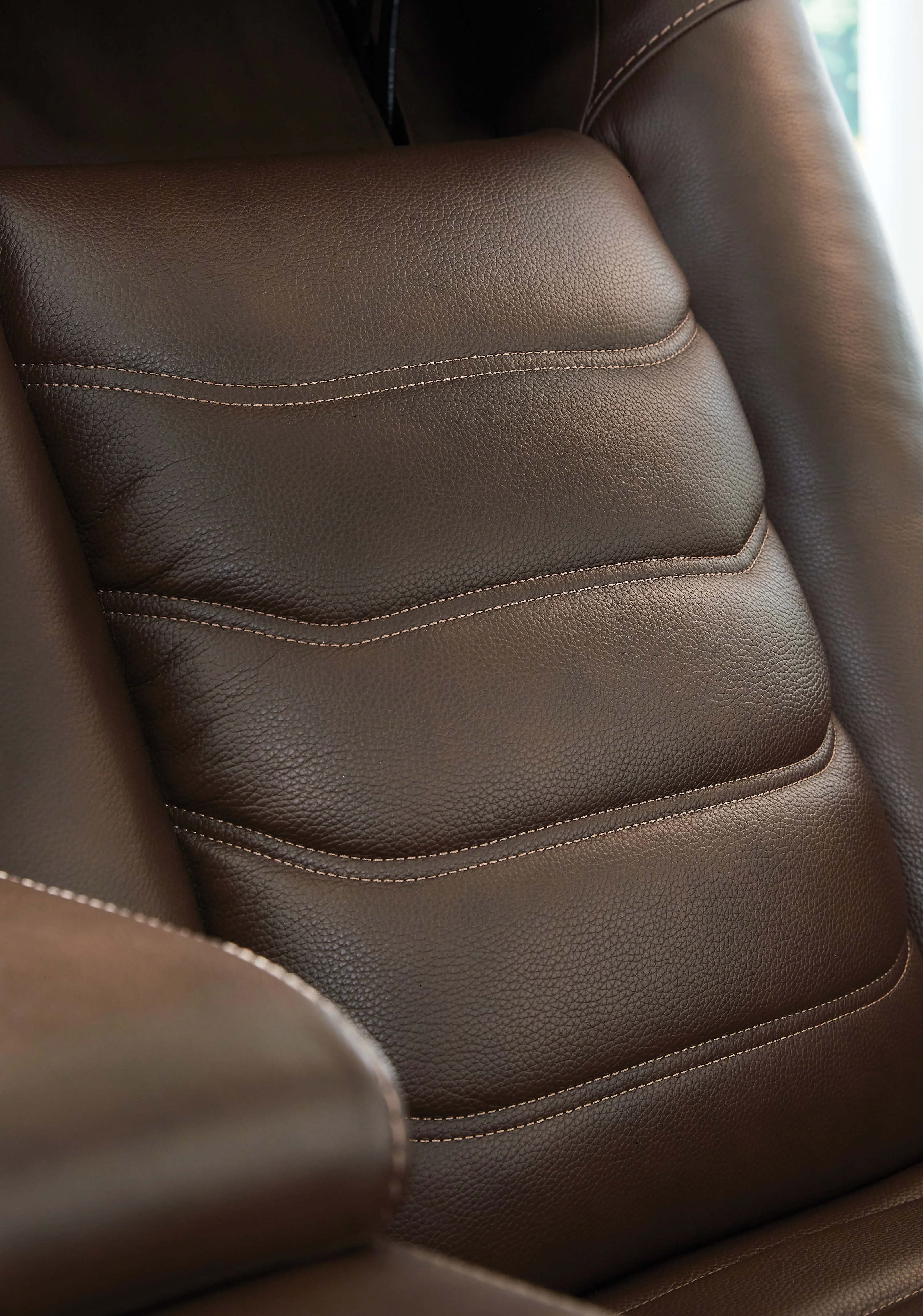 High Impact - Power Recliner / Adj Headrest - Tobacco - Image 5