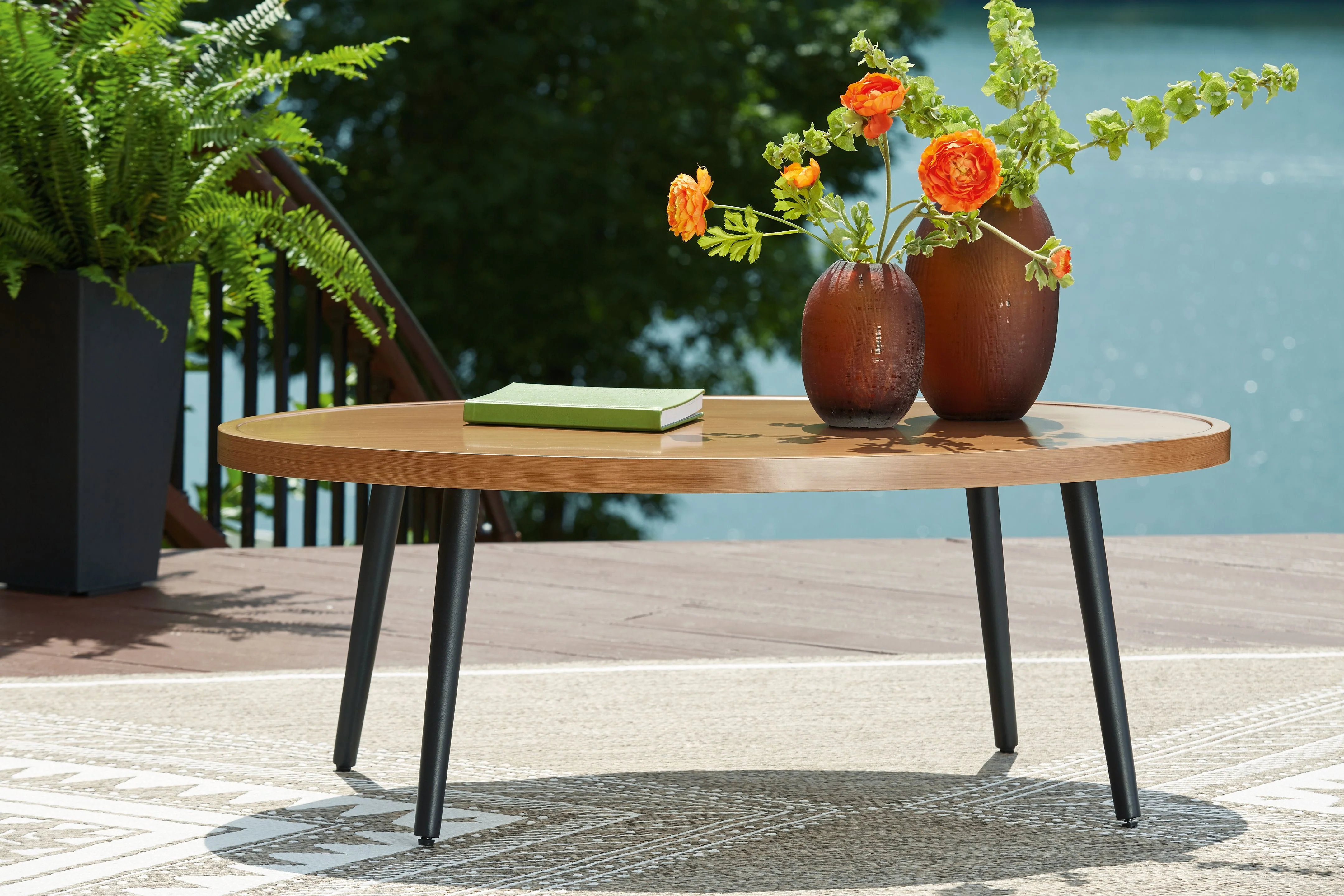 Horizon Hall - Cocktail Table - Two-tone Brown - Image 4