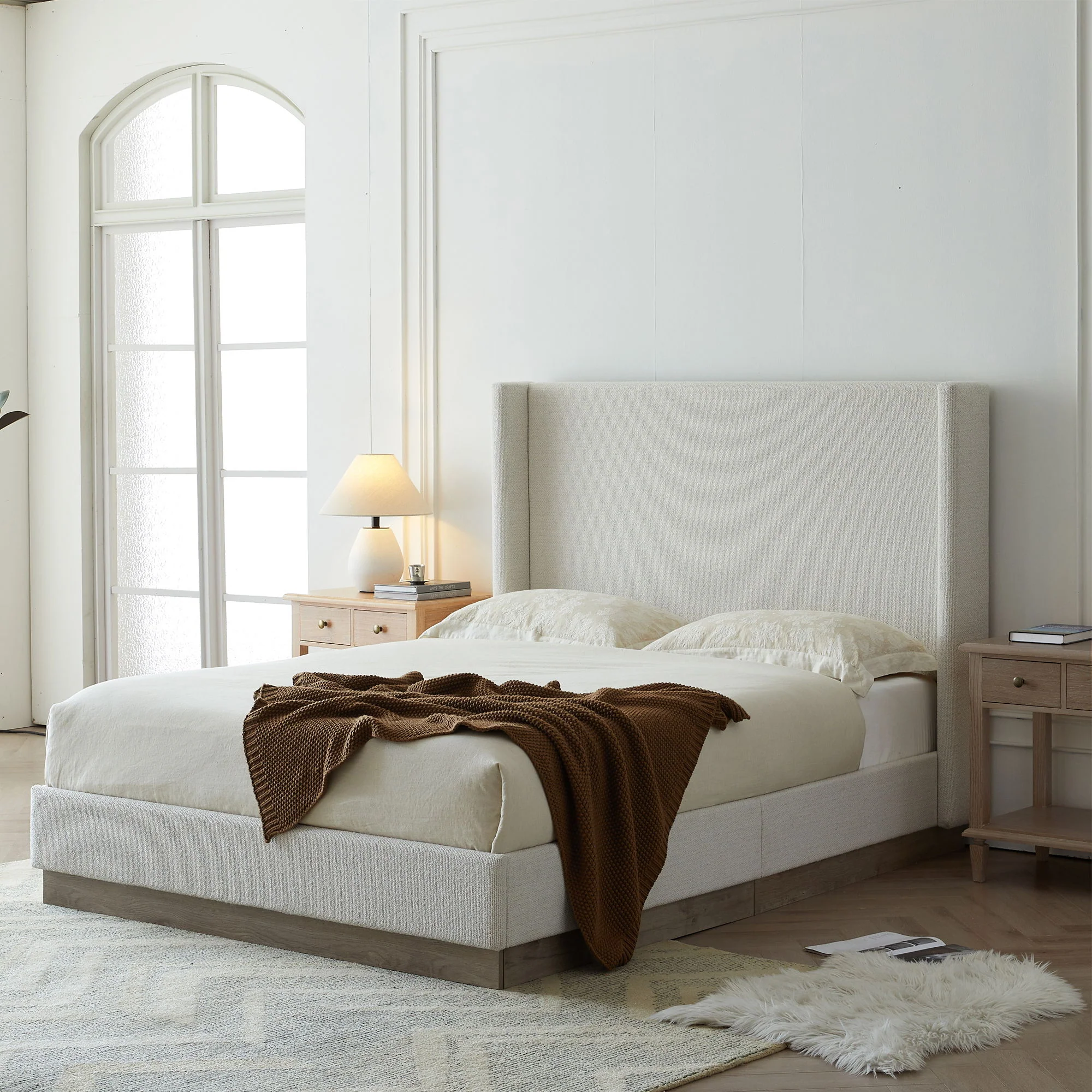 Hosford - Minimalist Upholstered Wingback Bed With Wood Base Platform - Image 36