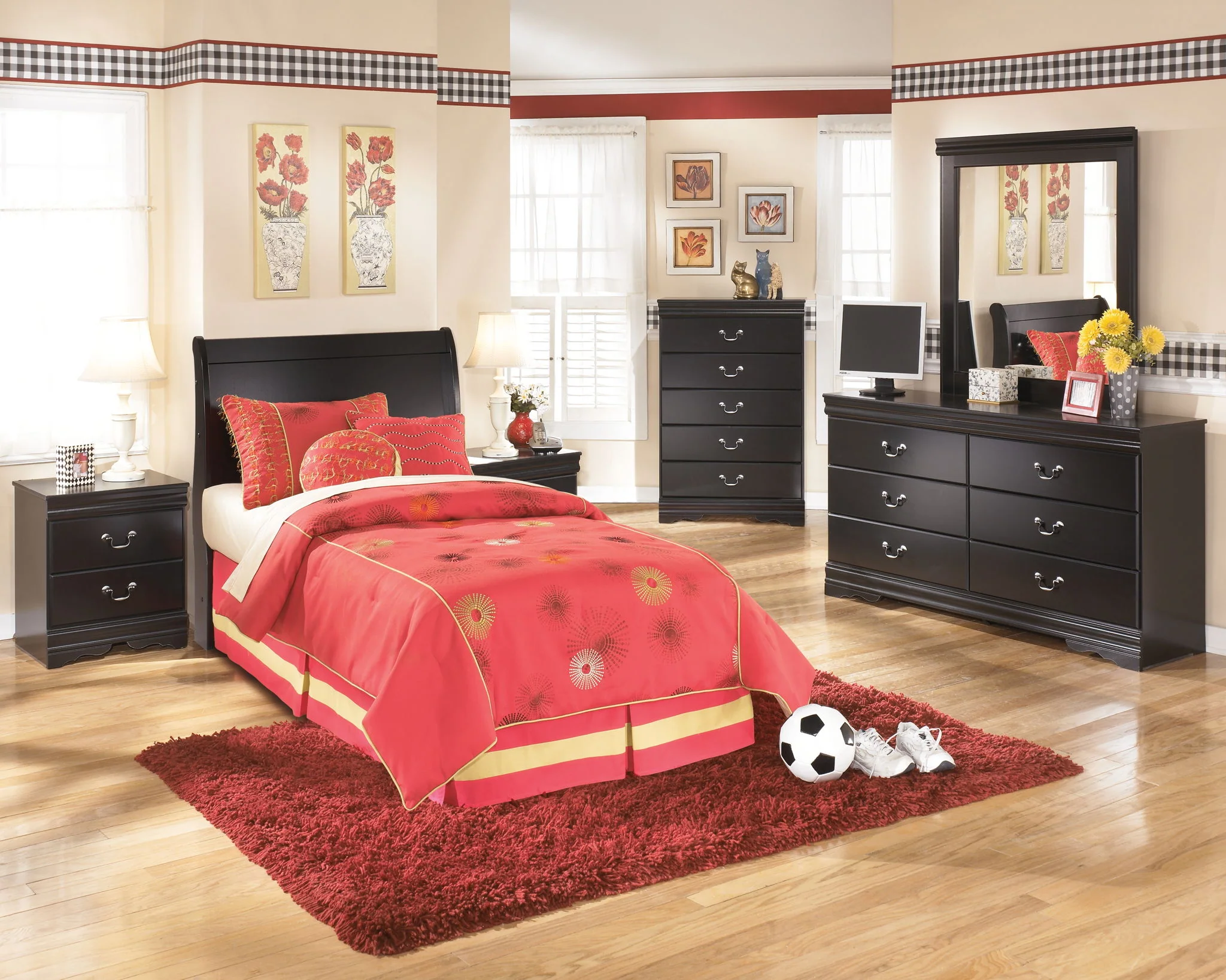 Huey Vineyard - Youth Sleigh Headboard - Image 2