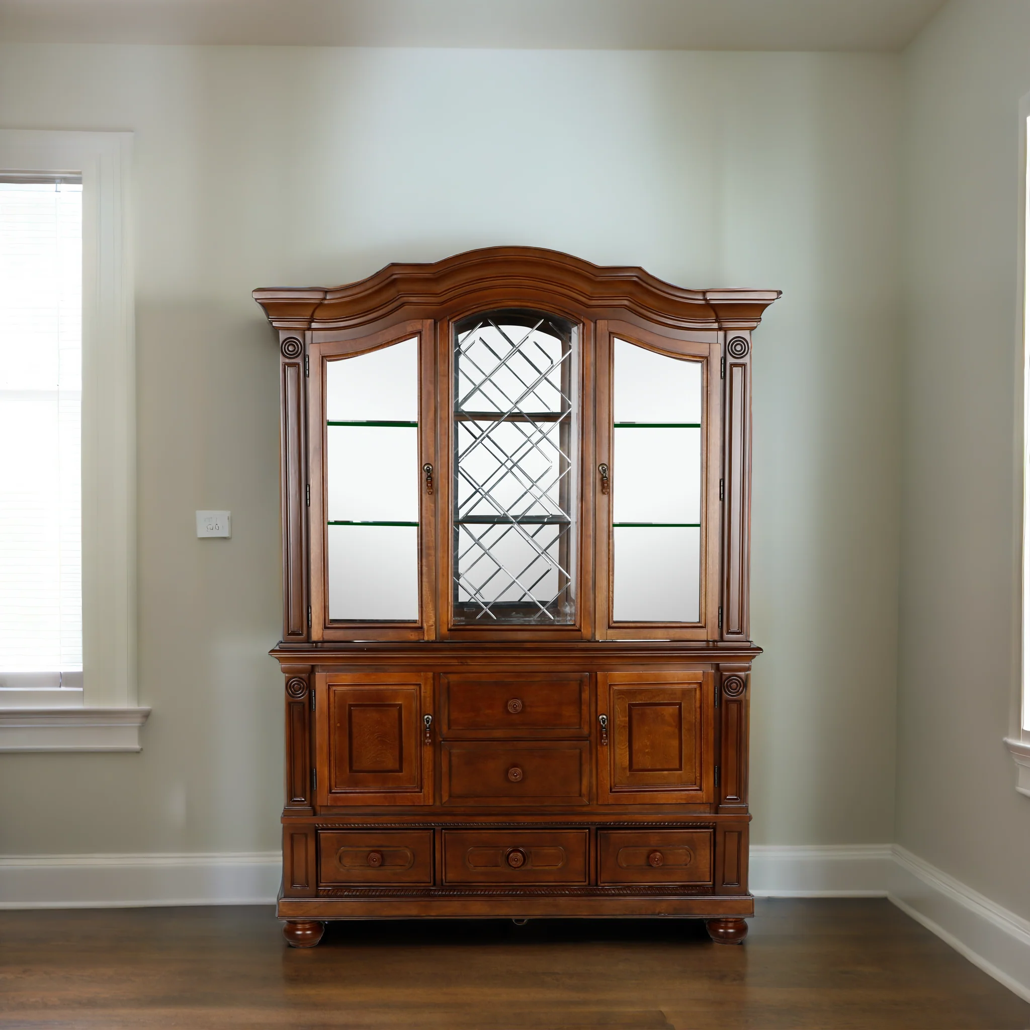 HUTCH & BUFFET - Image 2