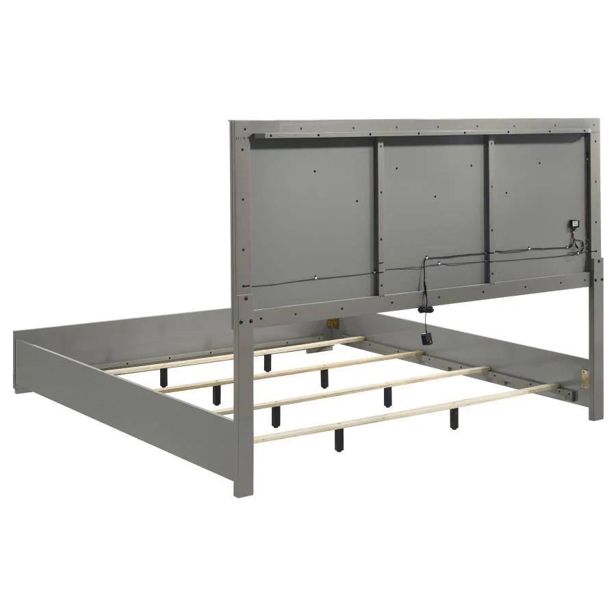 Ives - Gloss Bedroom Set - Image 13