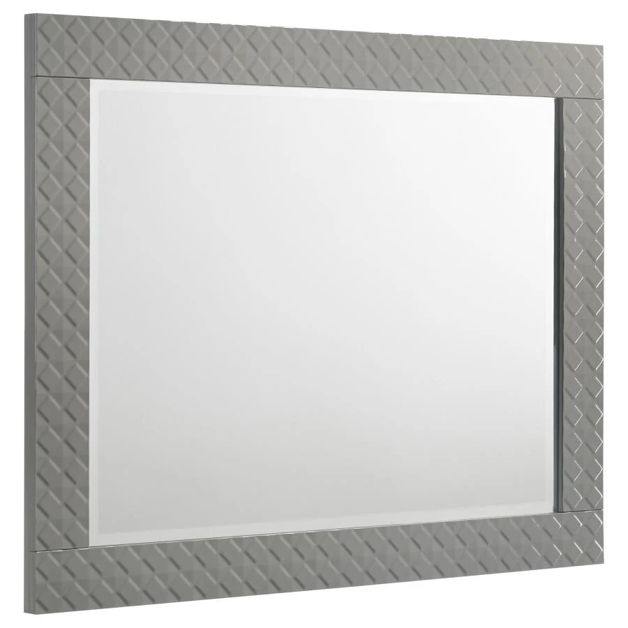 Ives - Gloss Bedroom Set - Image 35