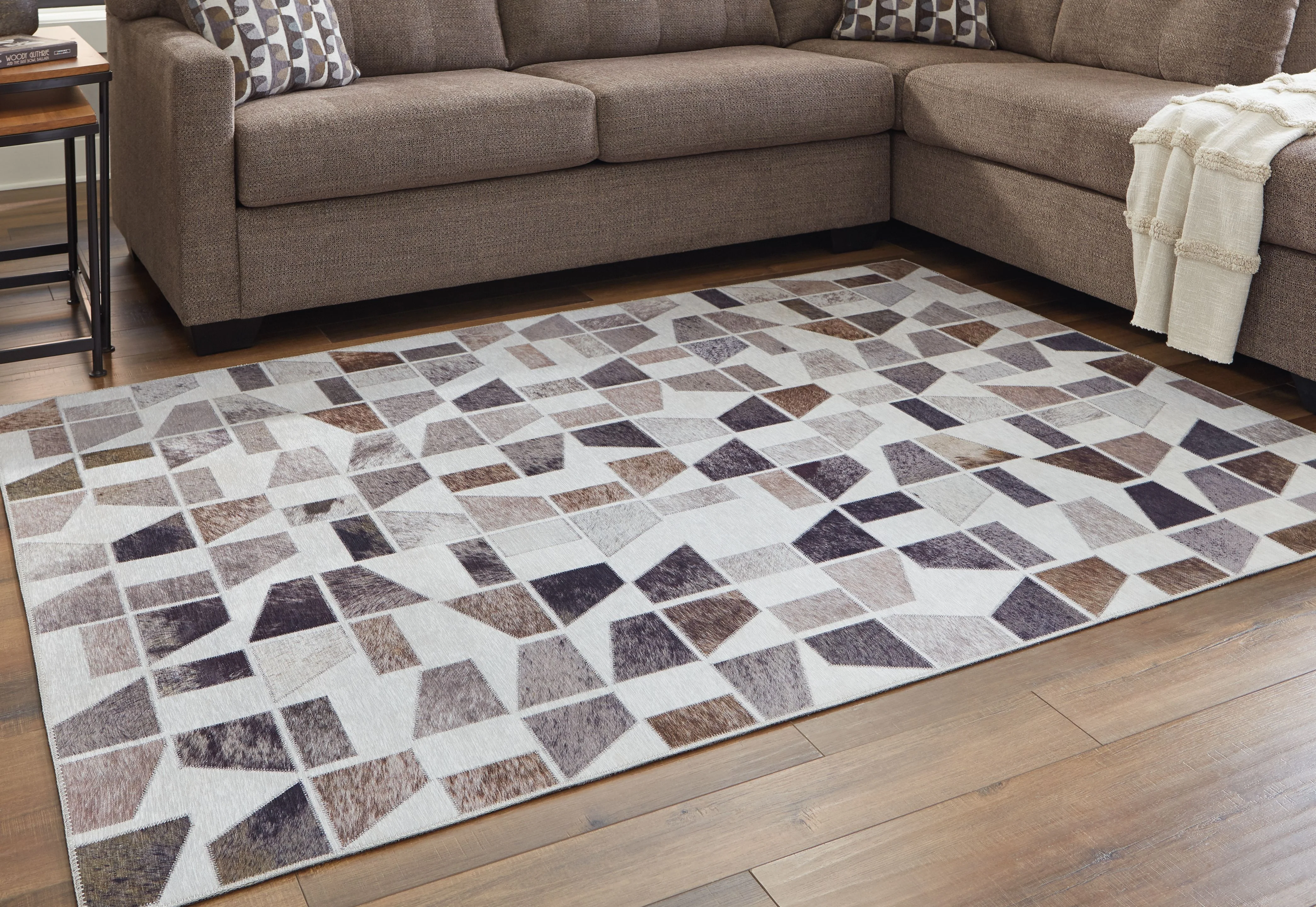 Jettner - Area Rug - Image 3