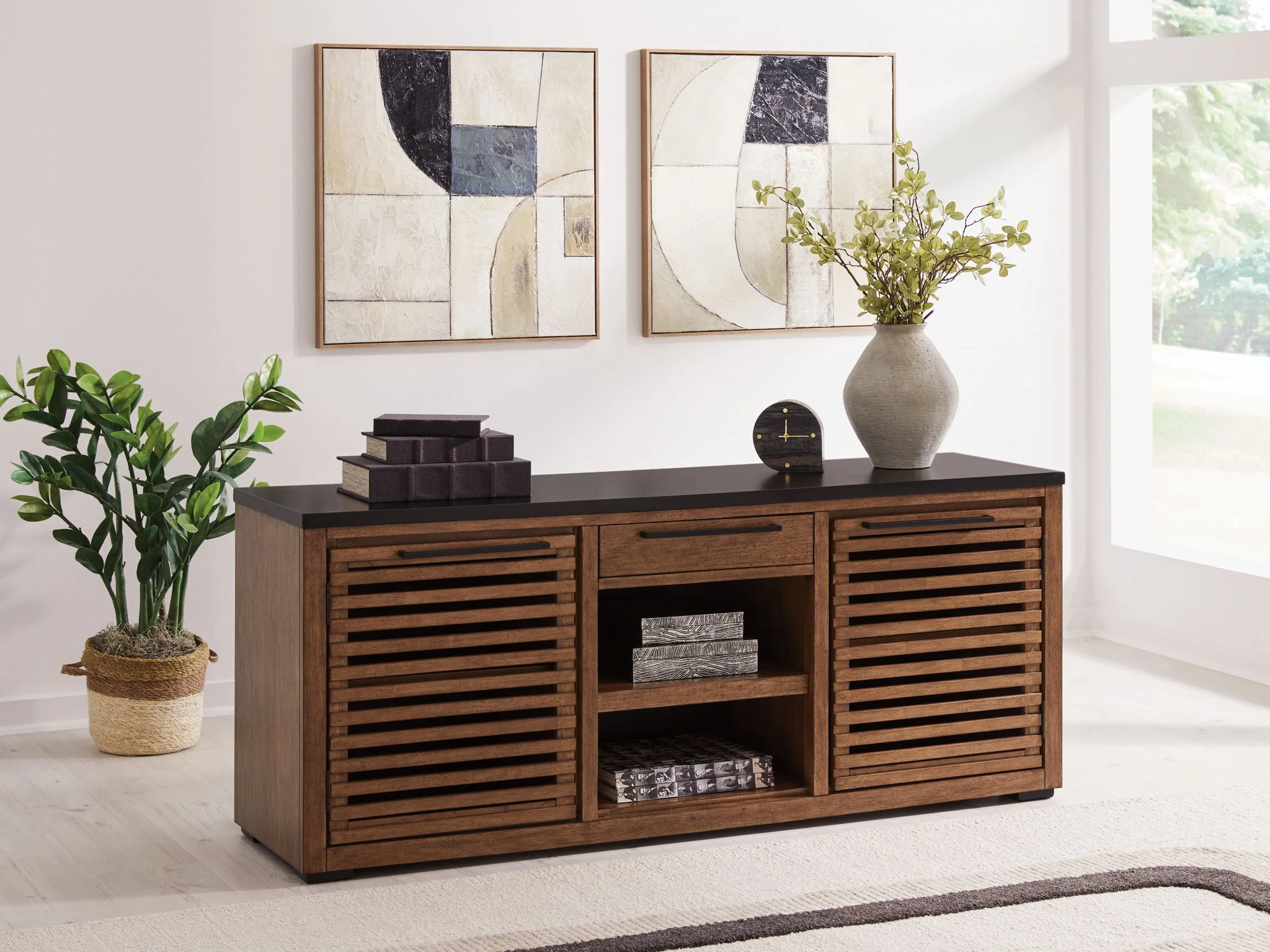 Kallari - Credenza - Image 14