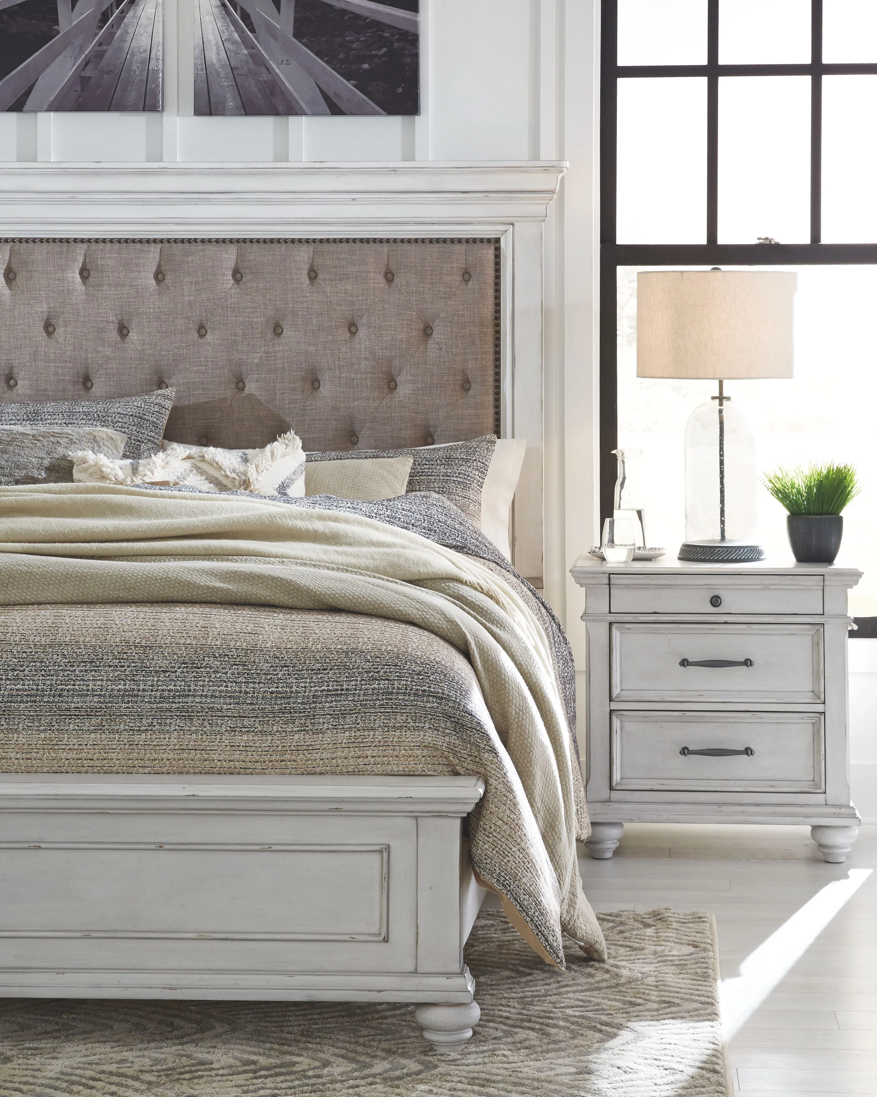 Kanwyn - Upholstered Bedroom Set - Image 53