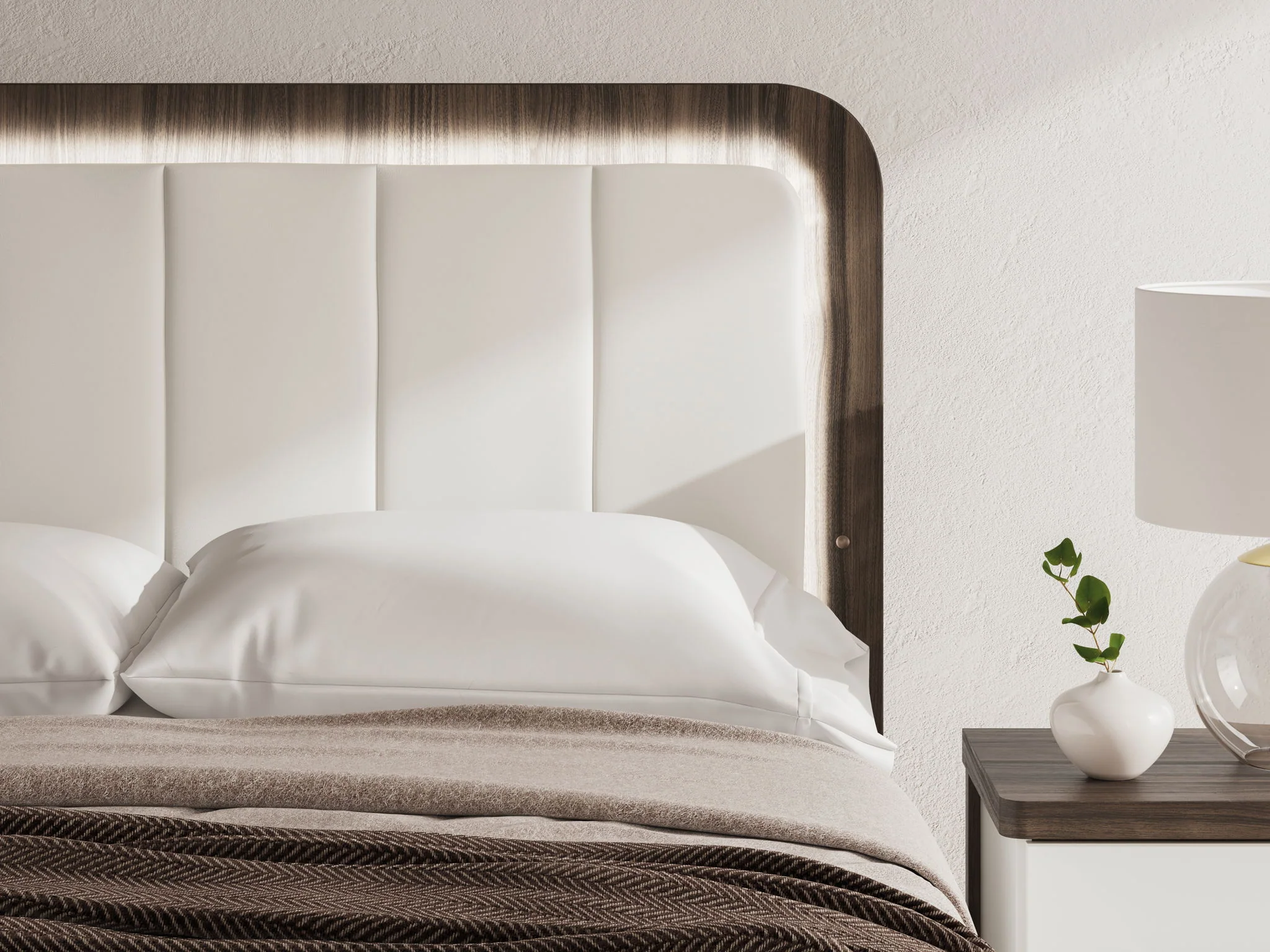 Kendanport - Upholstered Bed - Image 5
