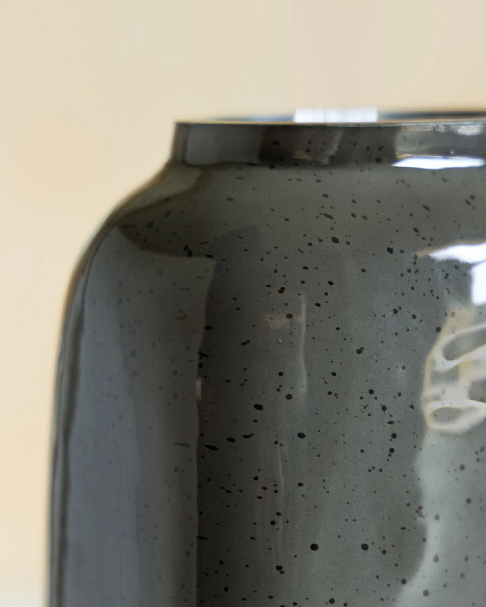 Kierlain - Vase - Image 8
