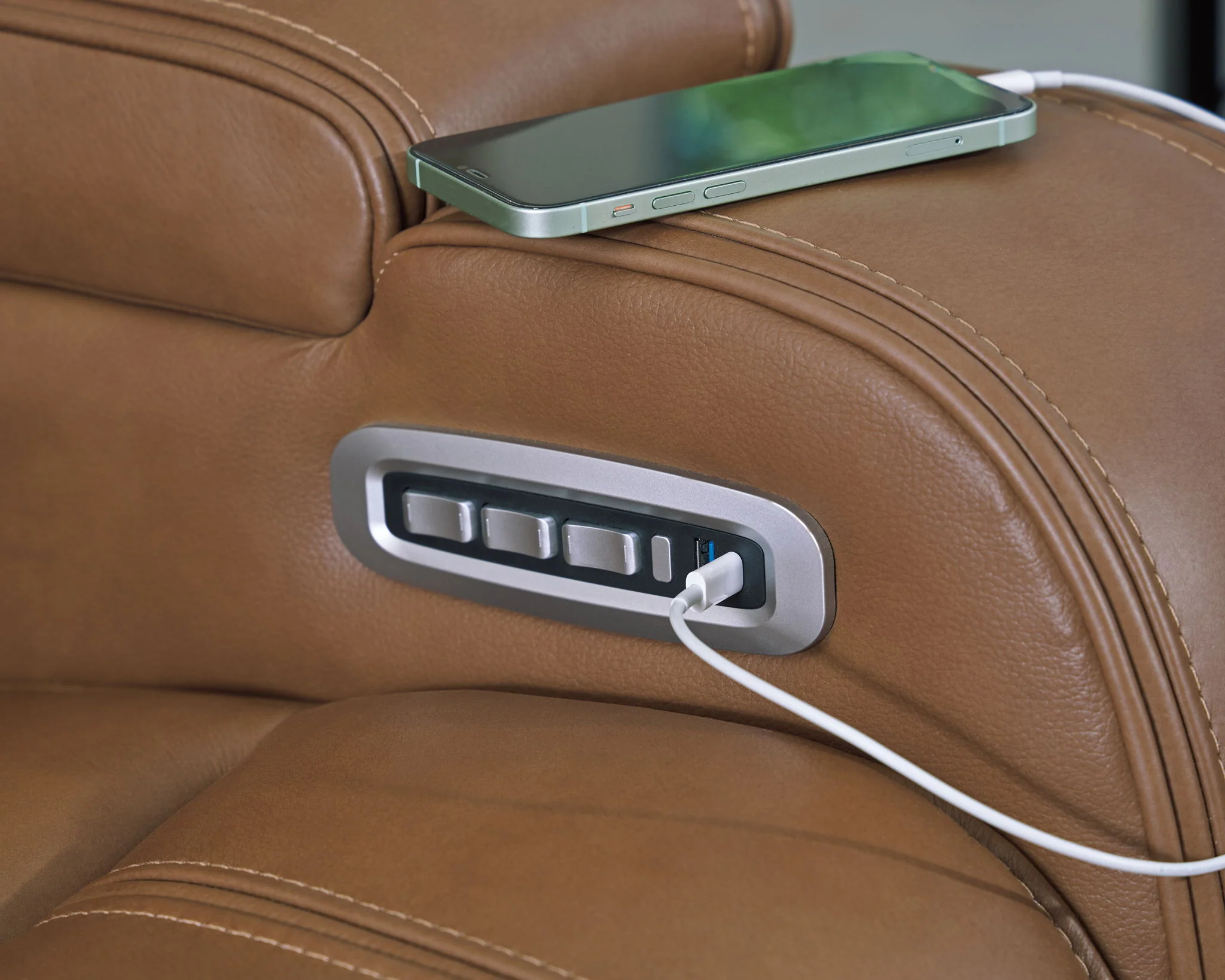 Knightington - Power Reclining Loveseat With Audio Seating - Image 12