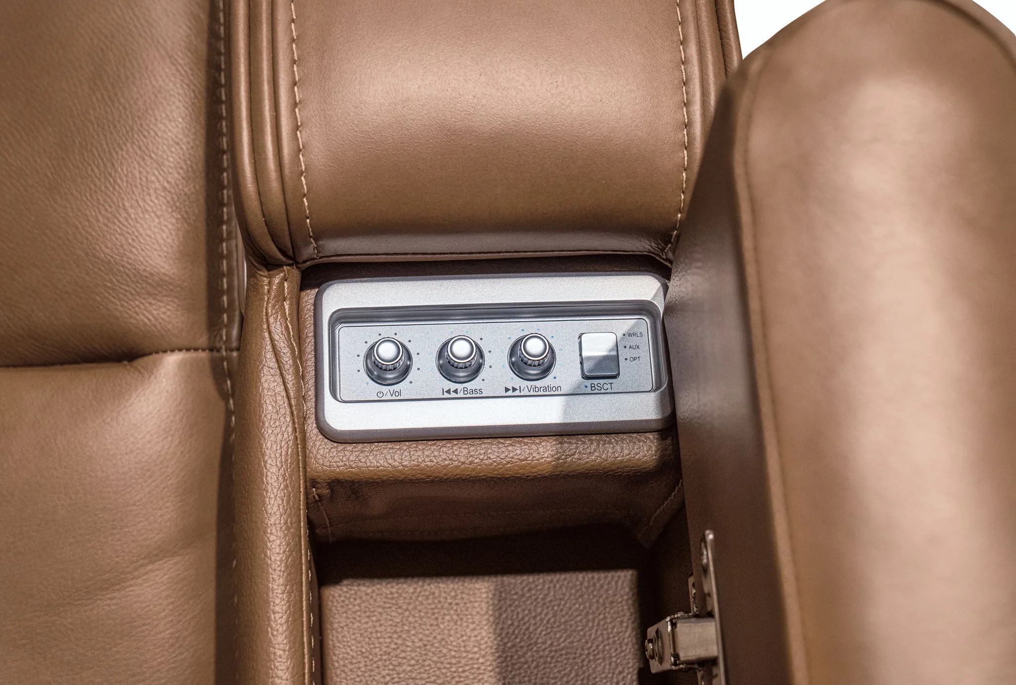 Knightington - Power Reclining Loveseat With Audio Seating - Image 18