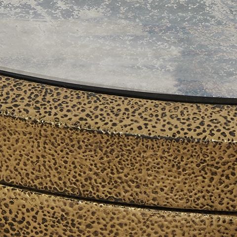 Korajane - Table - Image 7