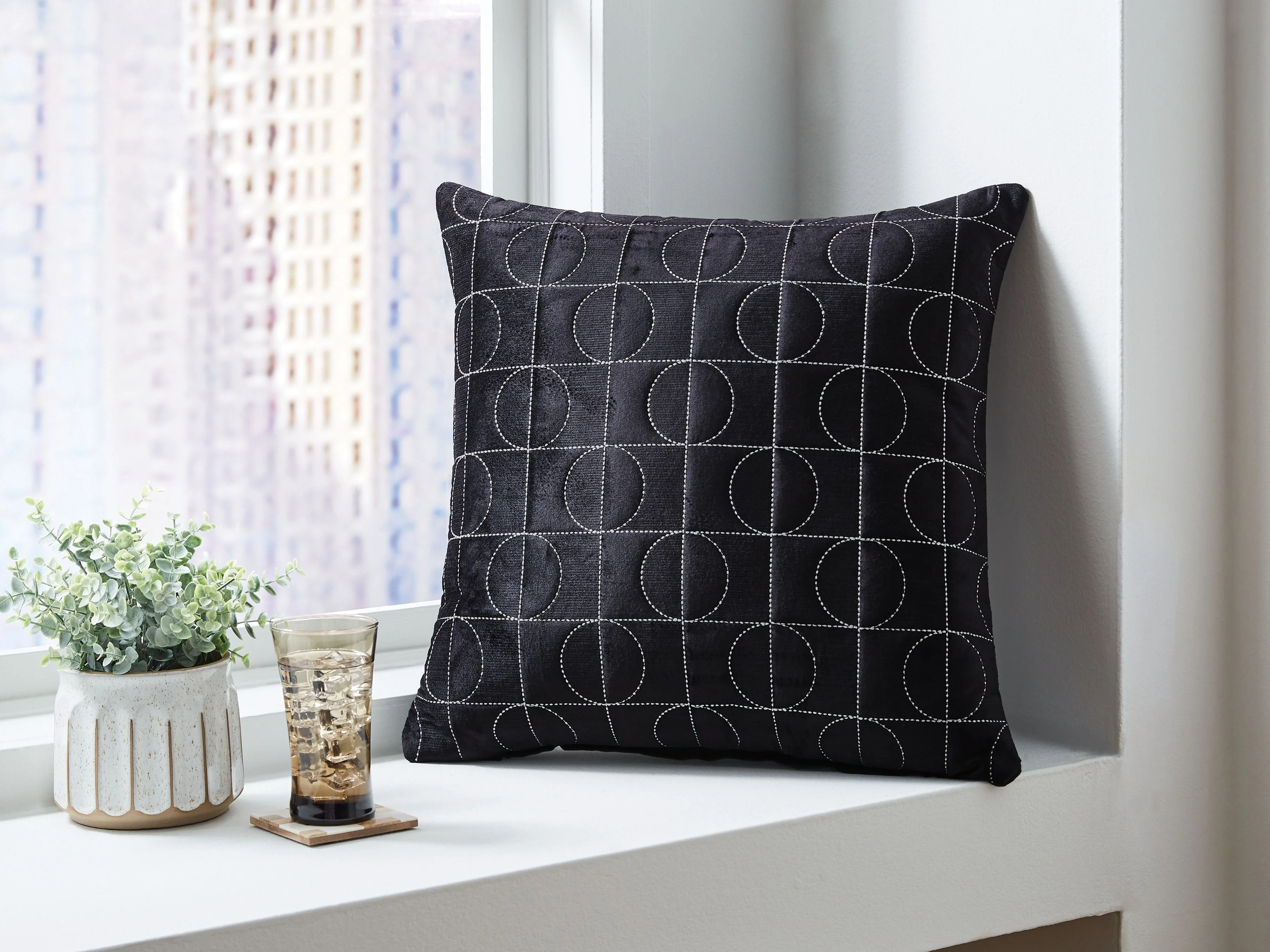 Kydner - Pillow - Image 7
