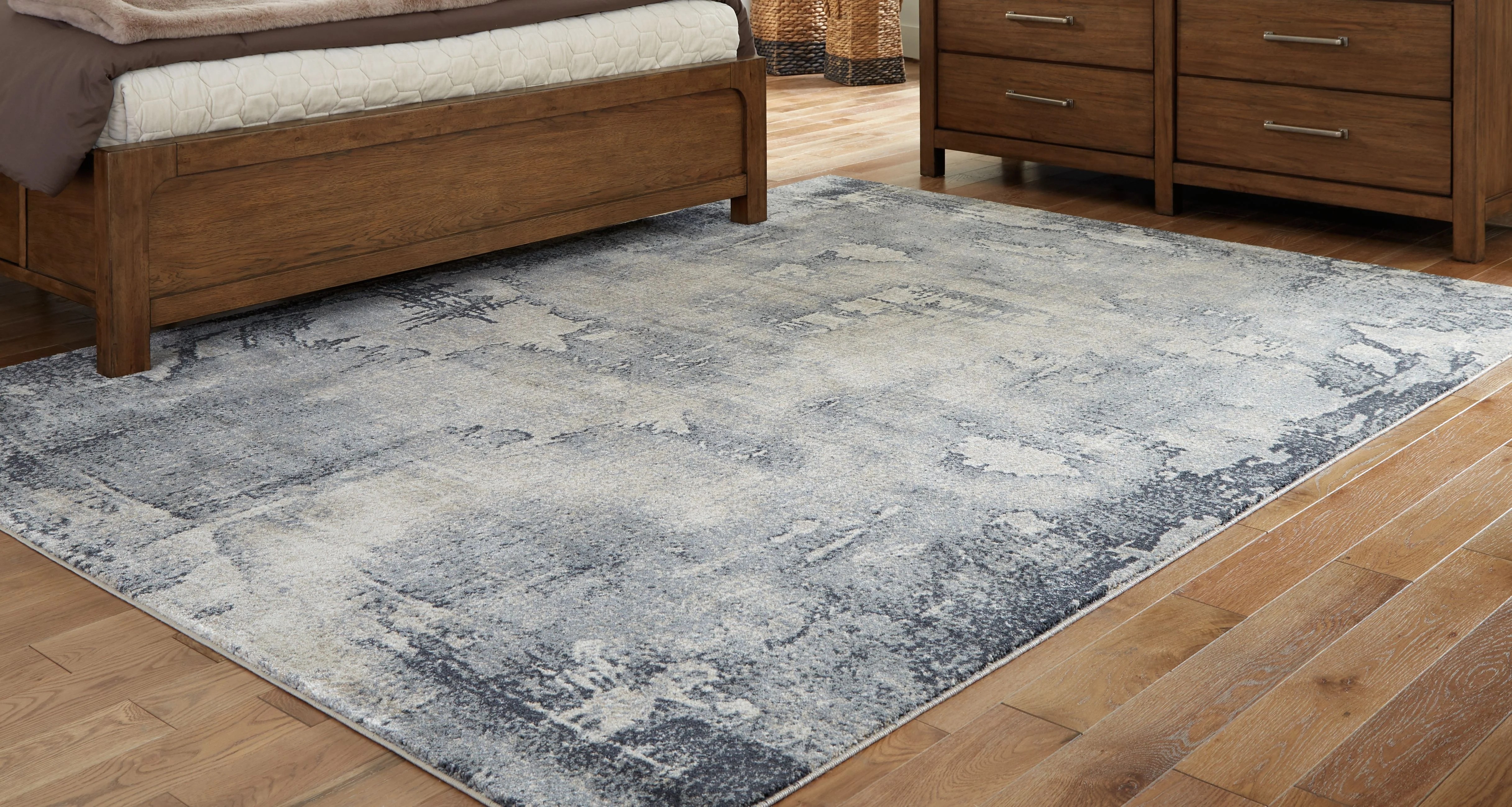 Langrich - Rug - Image 5