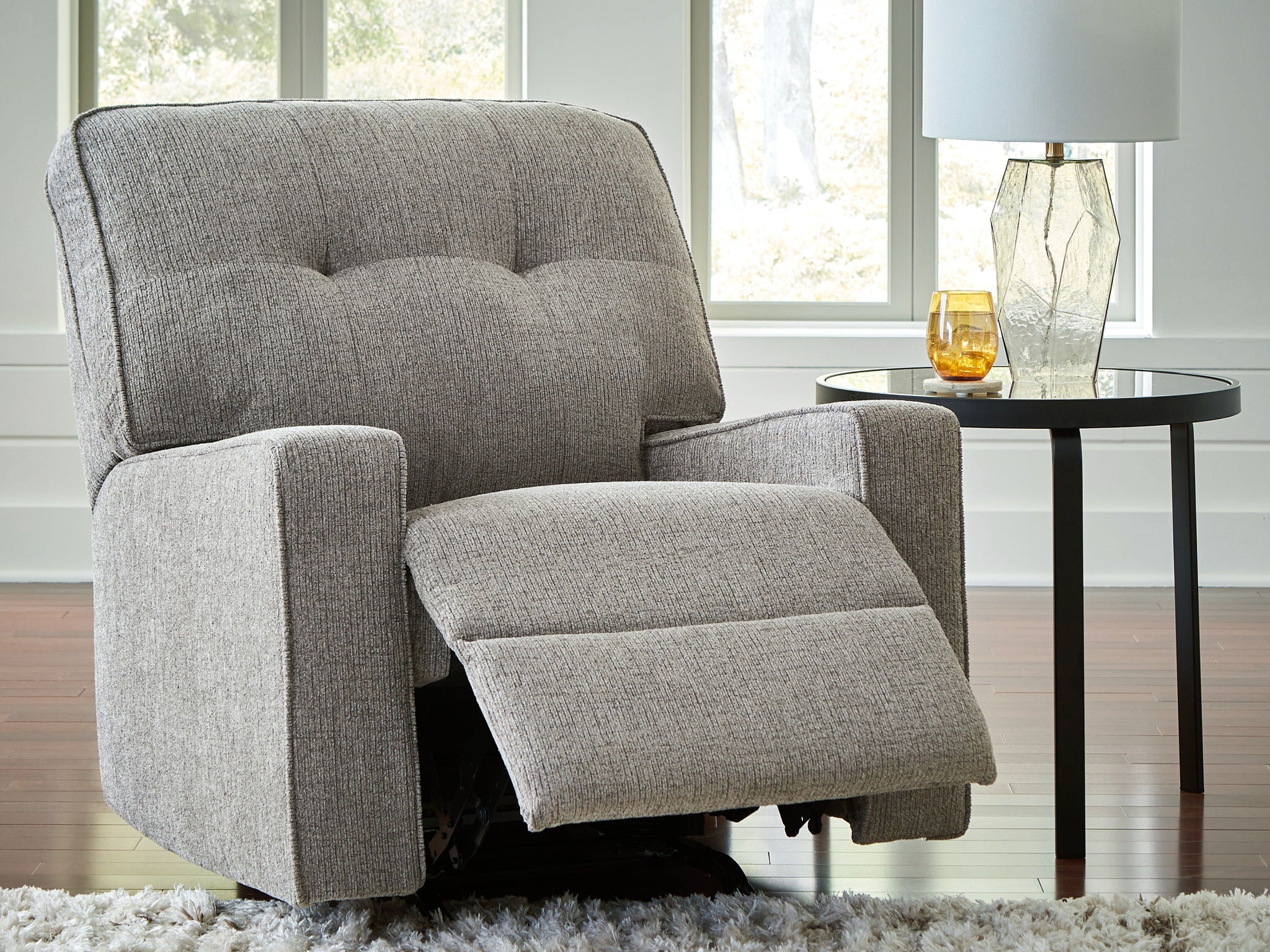 Larimer - Rocker Recliner - Image 4