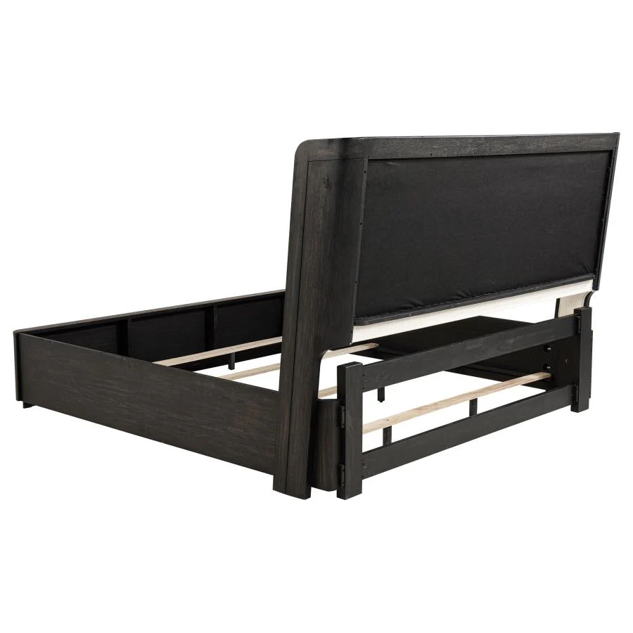Leandro - Wingback Bed - Image 13