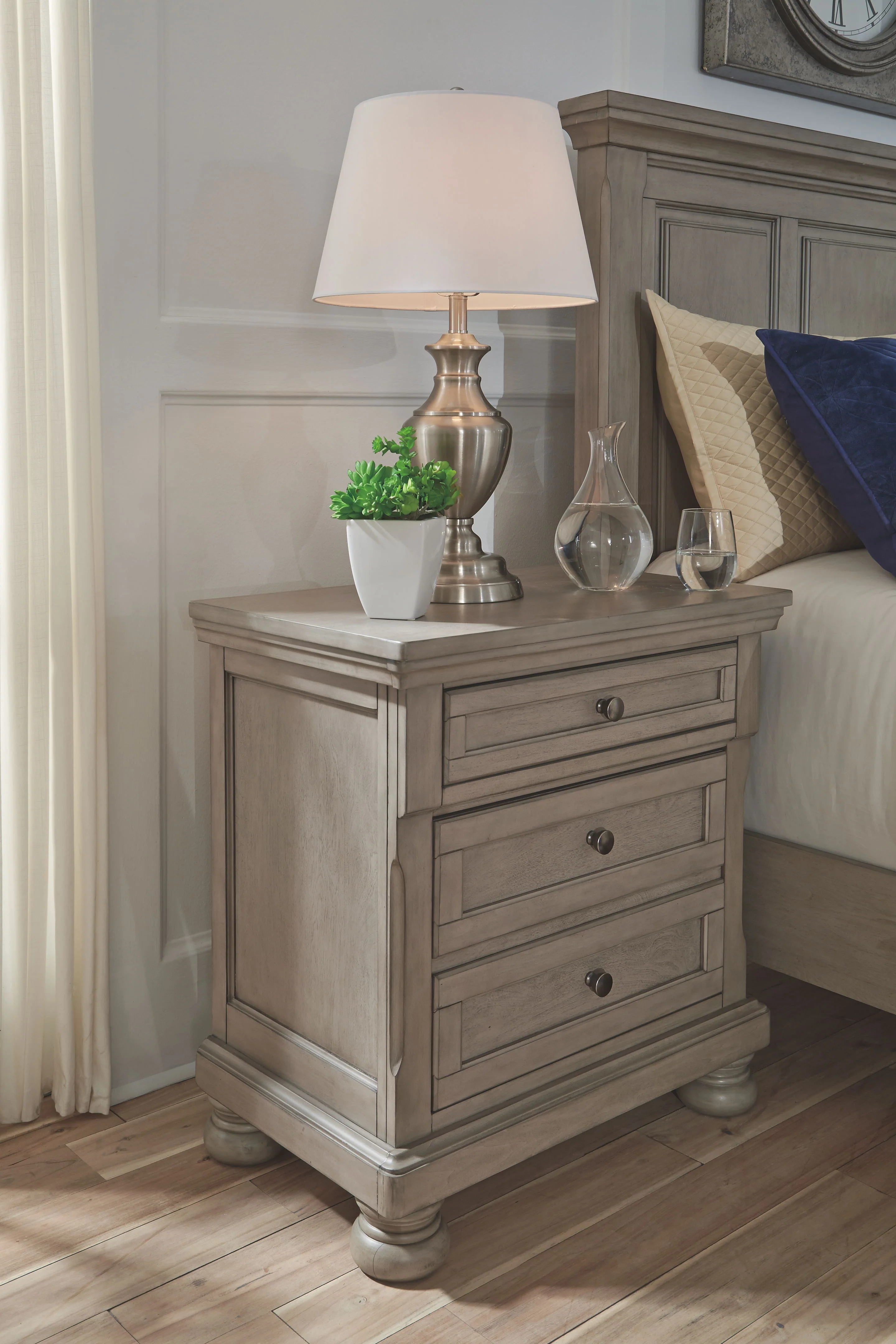 Lettner - Sleigh Bedroom Set - Image 16