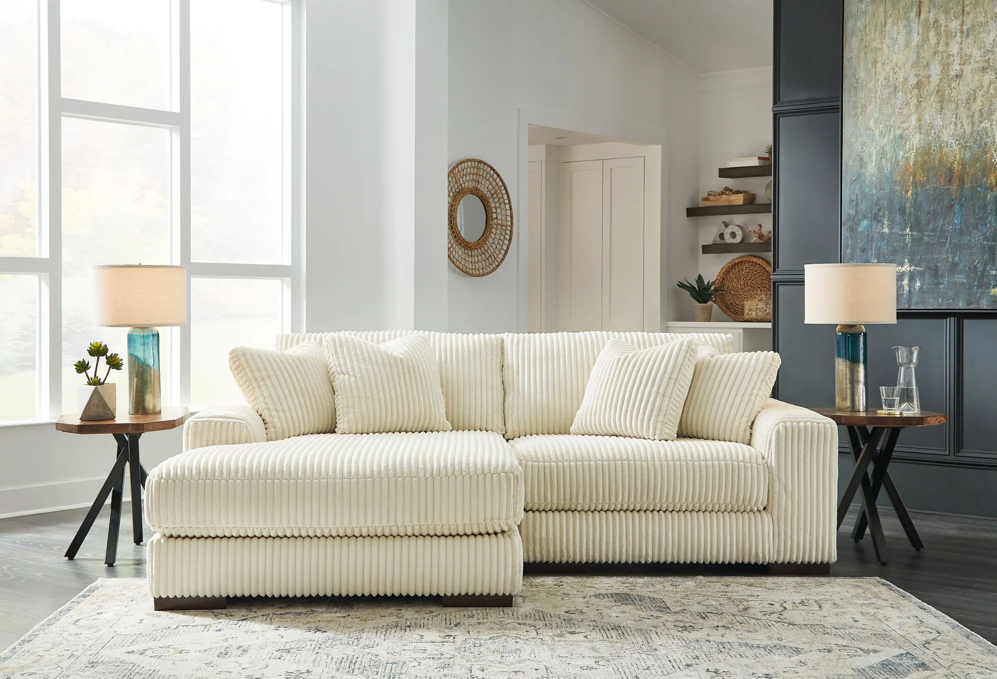 Lindyn - Sectional - Image 21