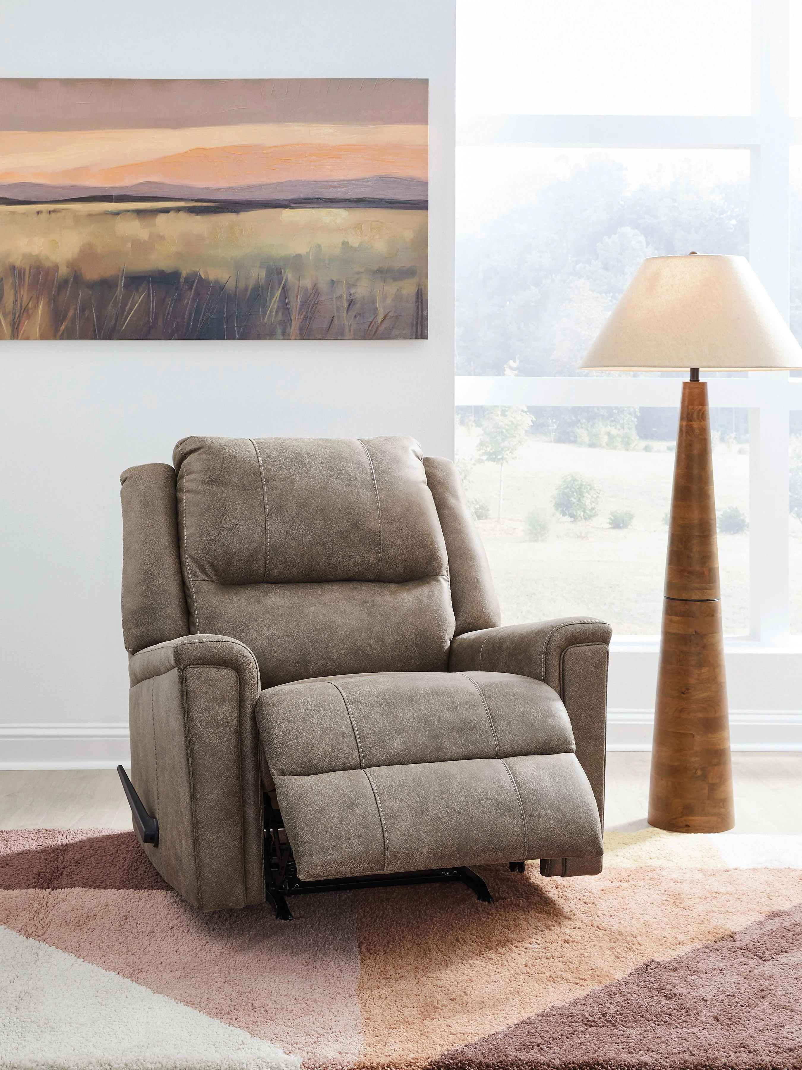 Lixtowel - Rocker Recliner - Image 6