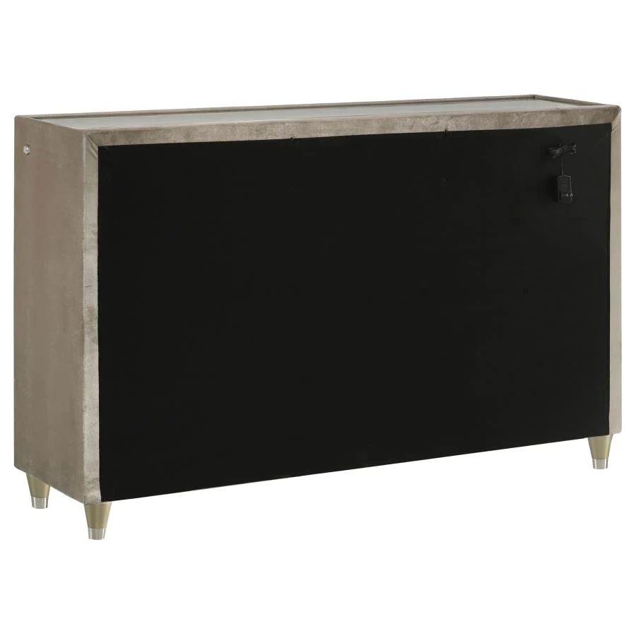 Lorient 5-piece Bedroom Set Ivory and Camel - Image 13