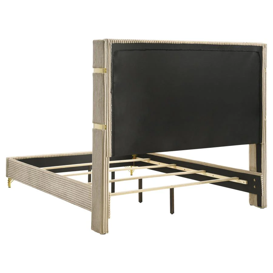 Lucia - Bedroom Set With Upholstered Wingback Panel Bed - Image 26