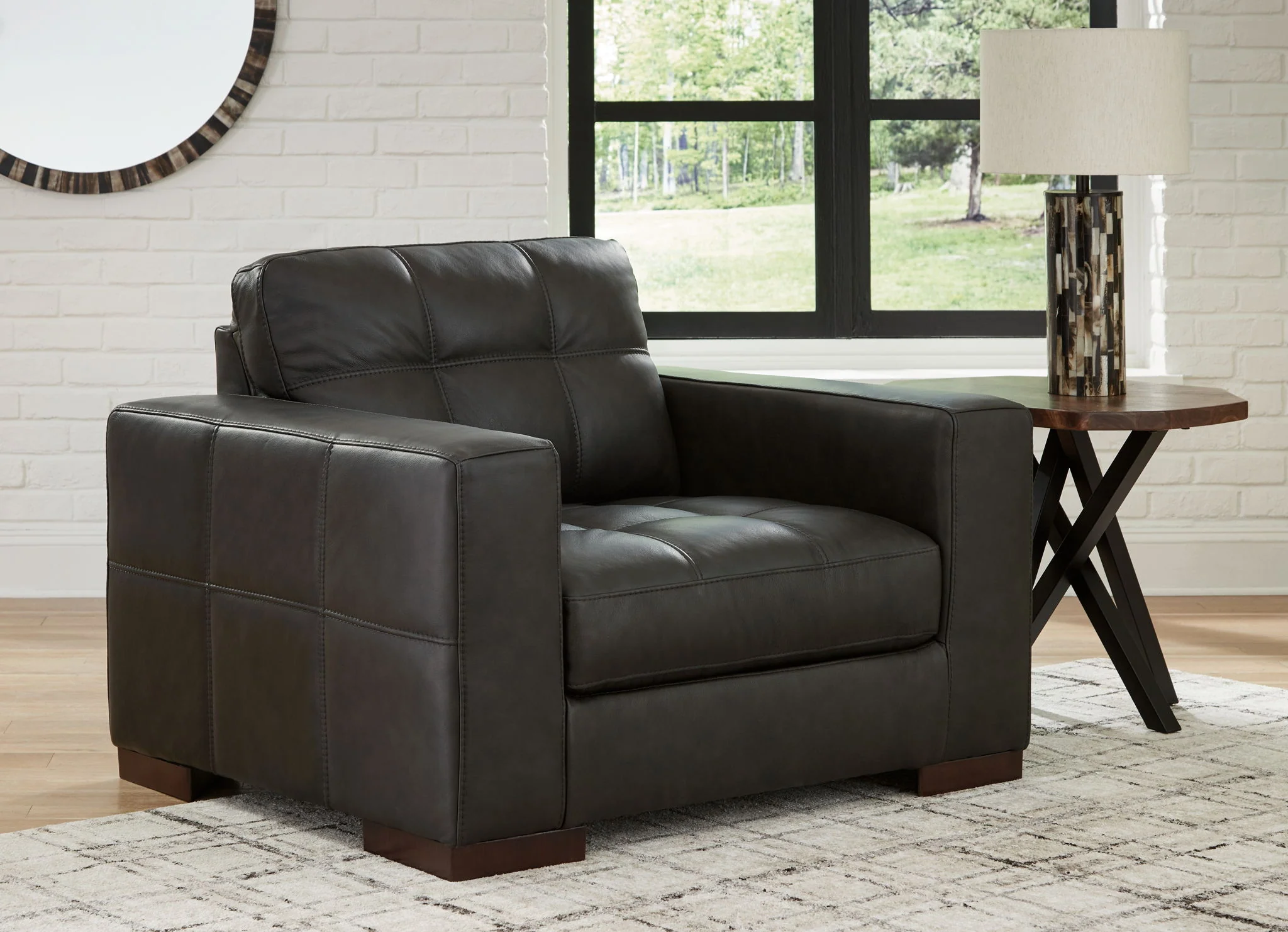 Luigi - Chair And A Half - Thunder - Image 5