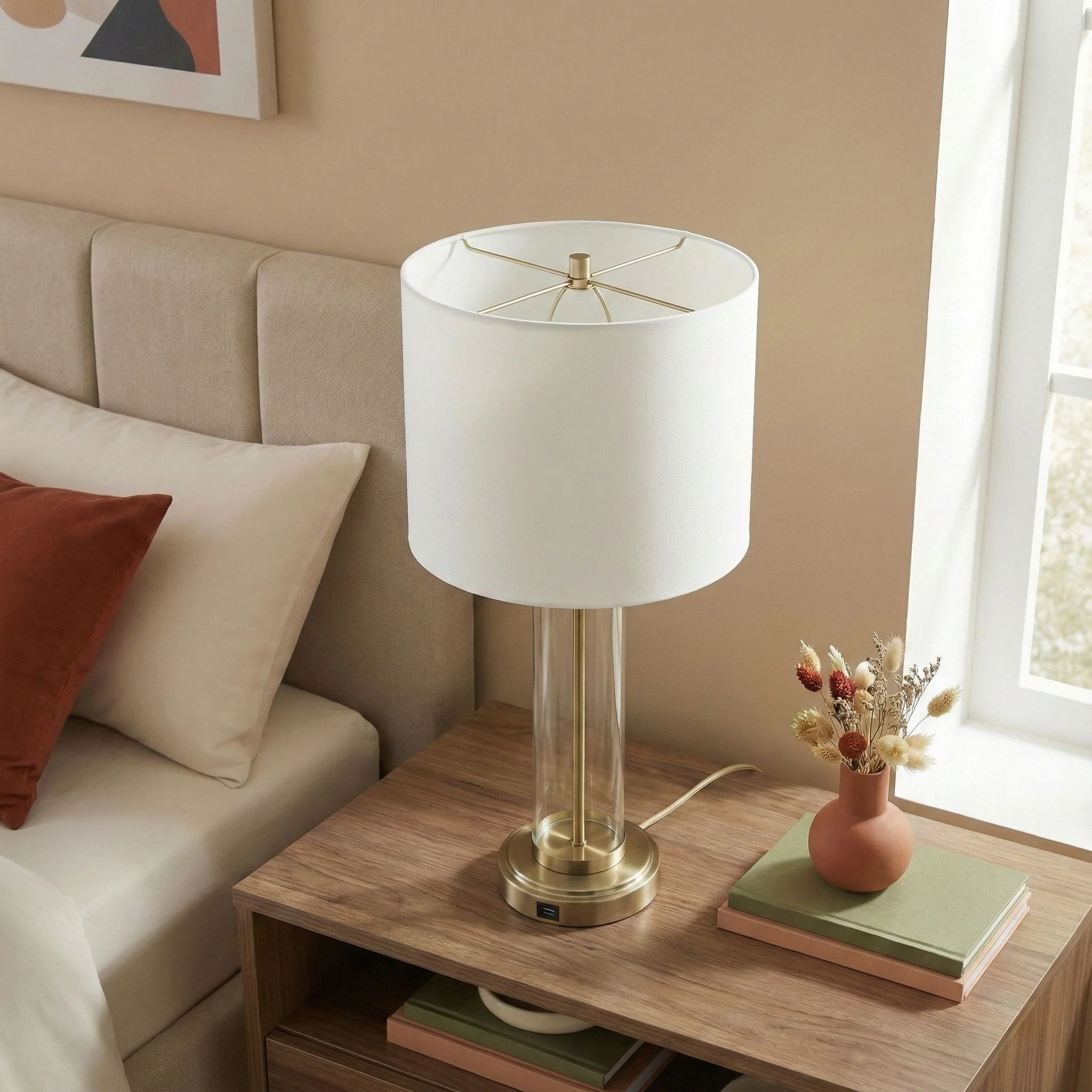Luna - Table Lamp With On / Off Switch Clear Body Base - Clear / Silver / White - Image 5
