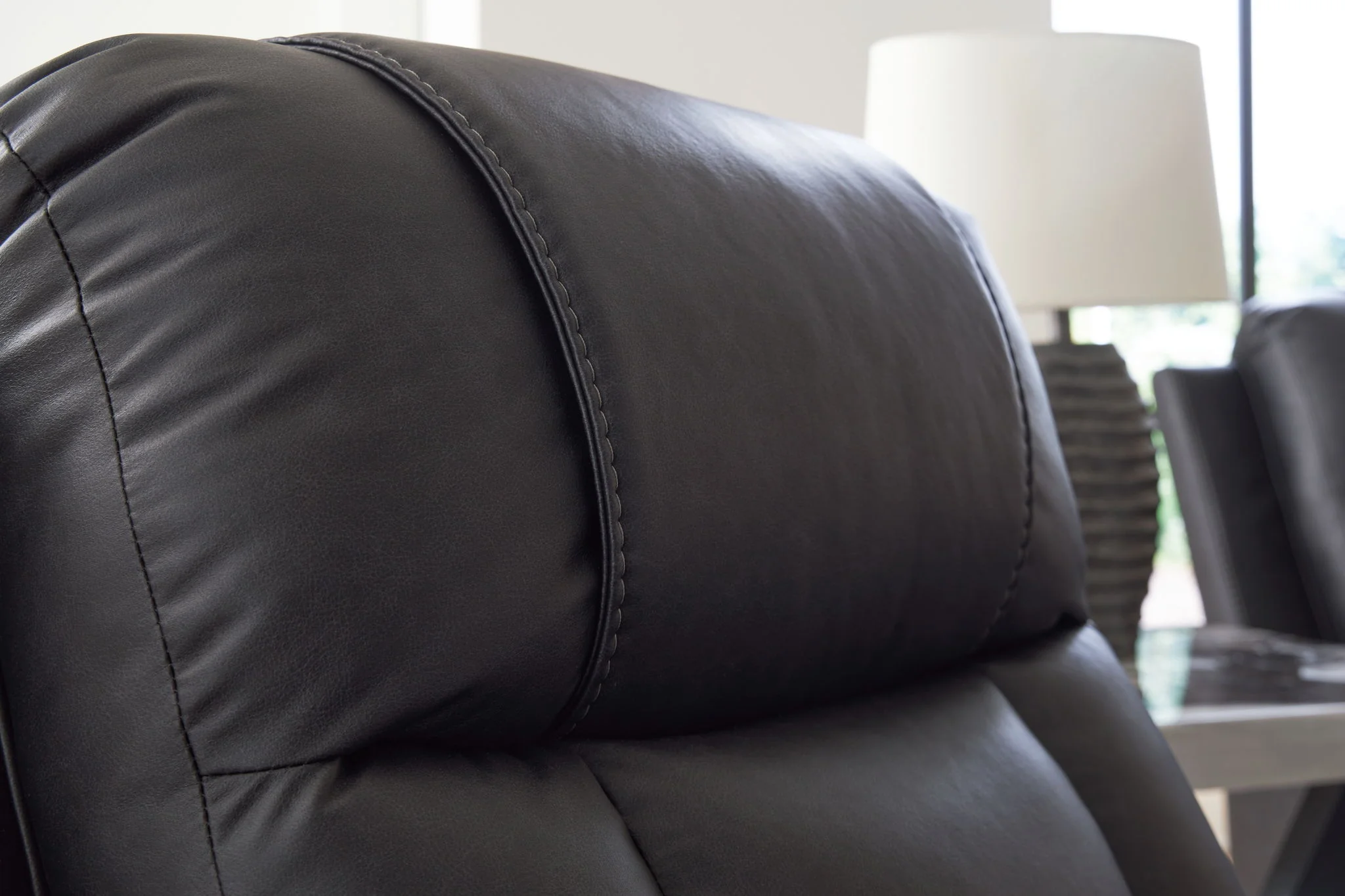 Mackmenville - Zero Wall Recliner - Image 4
