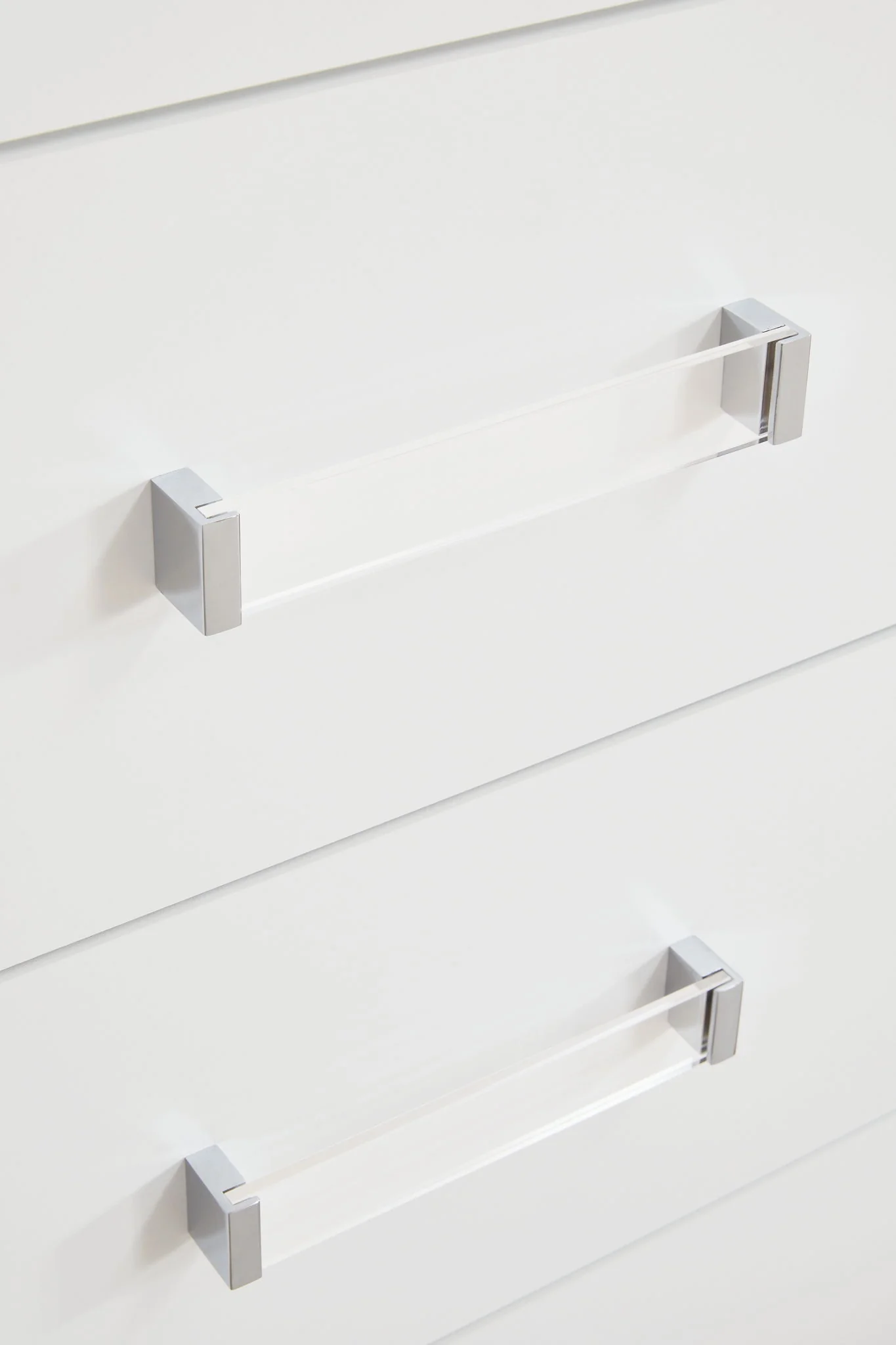 Maeling - Five Drawer Chest - Image 3