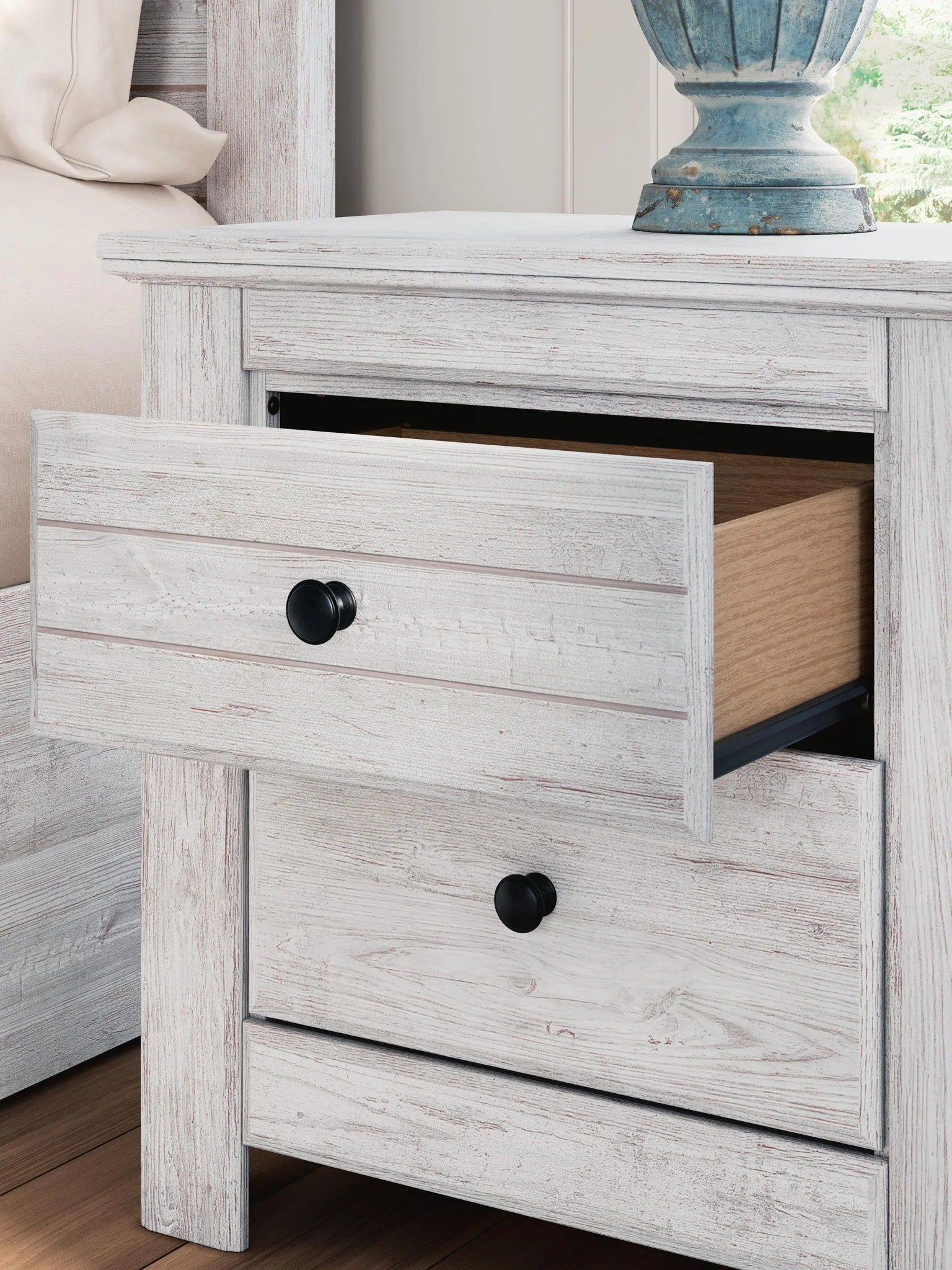Makidern - Two Drawer Night Stand - Image 13