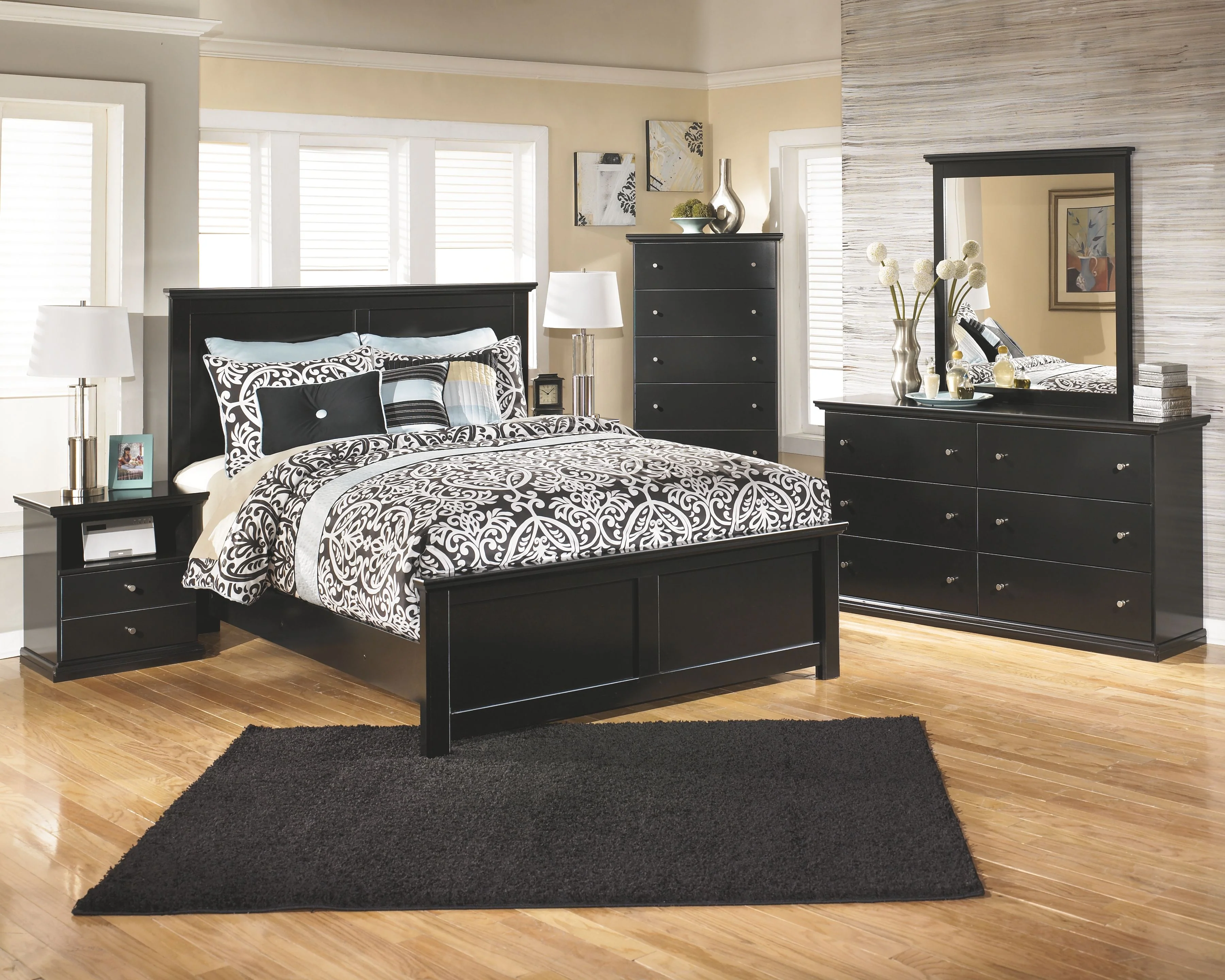 Maribel - Five Drawer Chest - Black - Image 7
