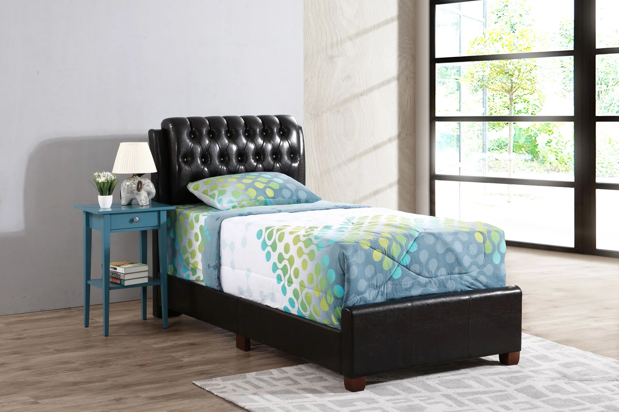 Tufted Upholstered Bed - Image 9