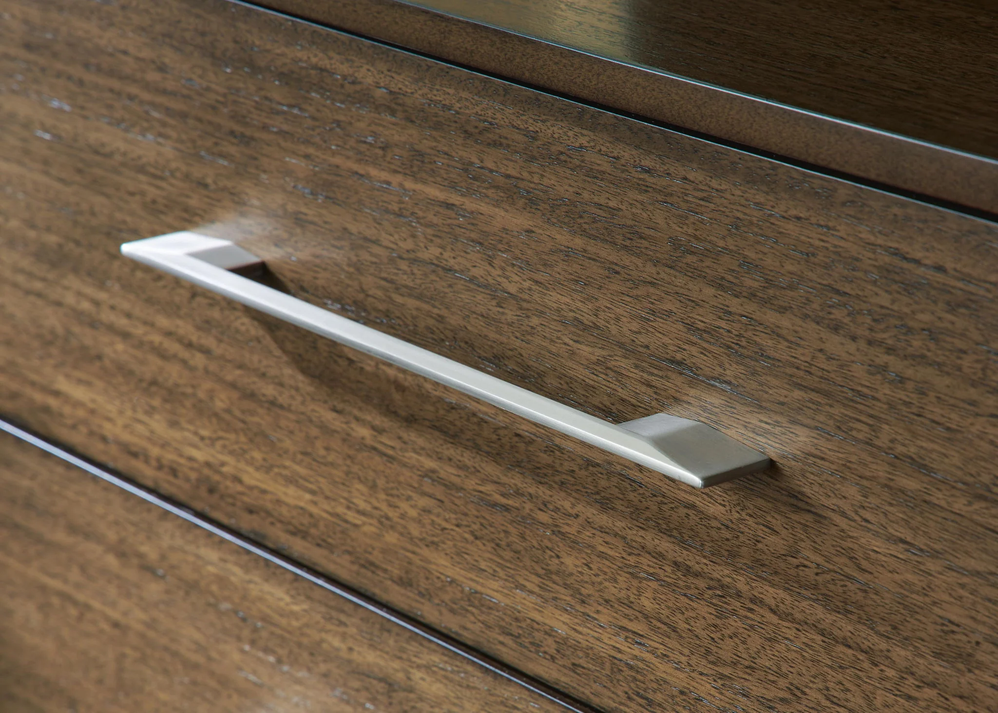 Marxmore - Dresser - Image 5