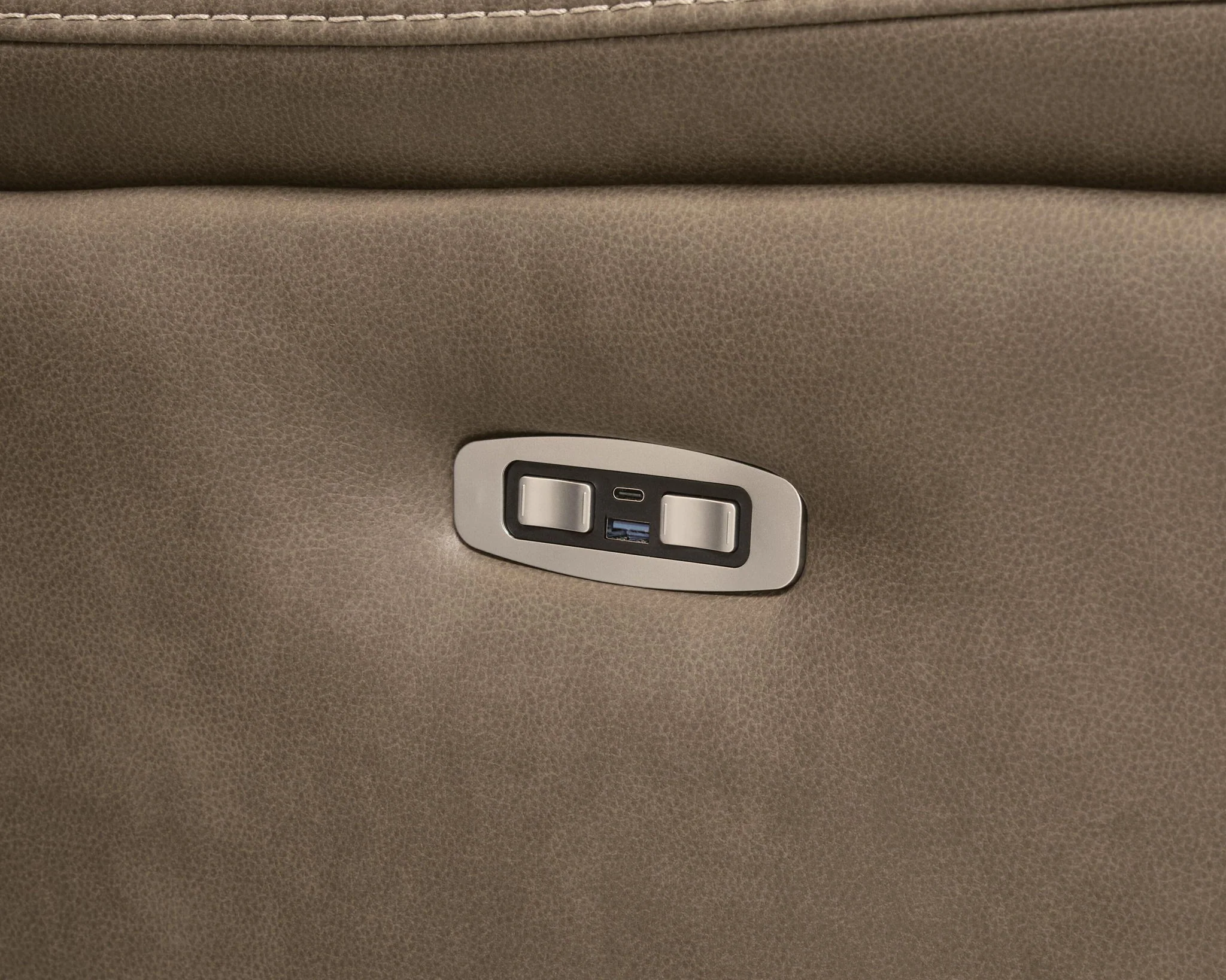 Max-Momentum - Reclining Sectional - Image 10