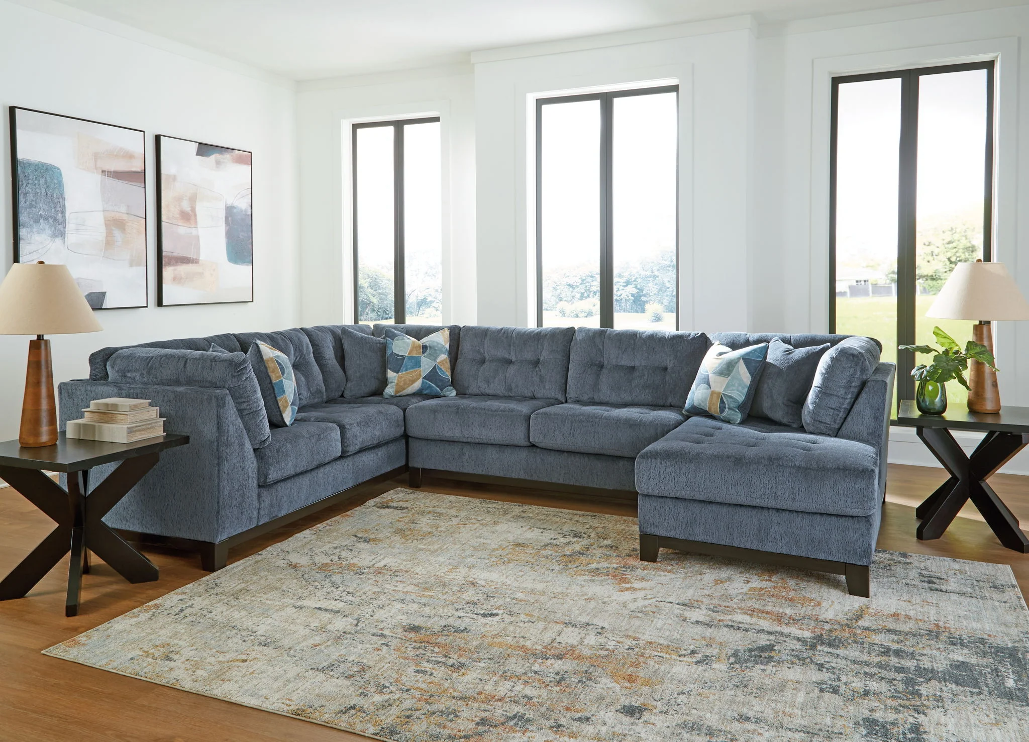 Maxon Place - Sectional - Image 15