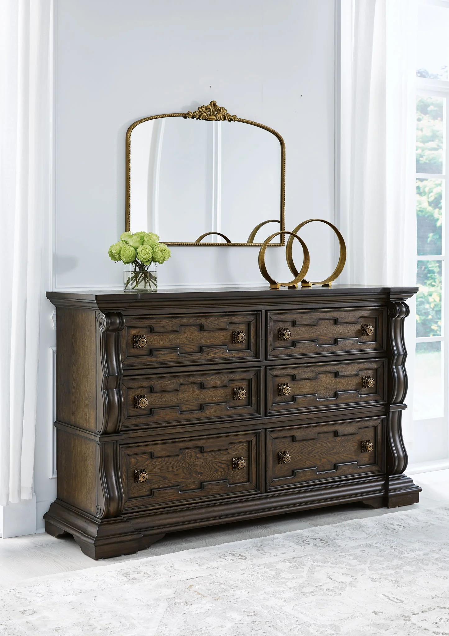 Maylee - Upholstered Bedroom Set - Image 3