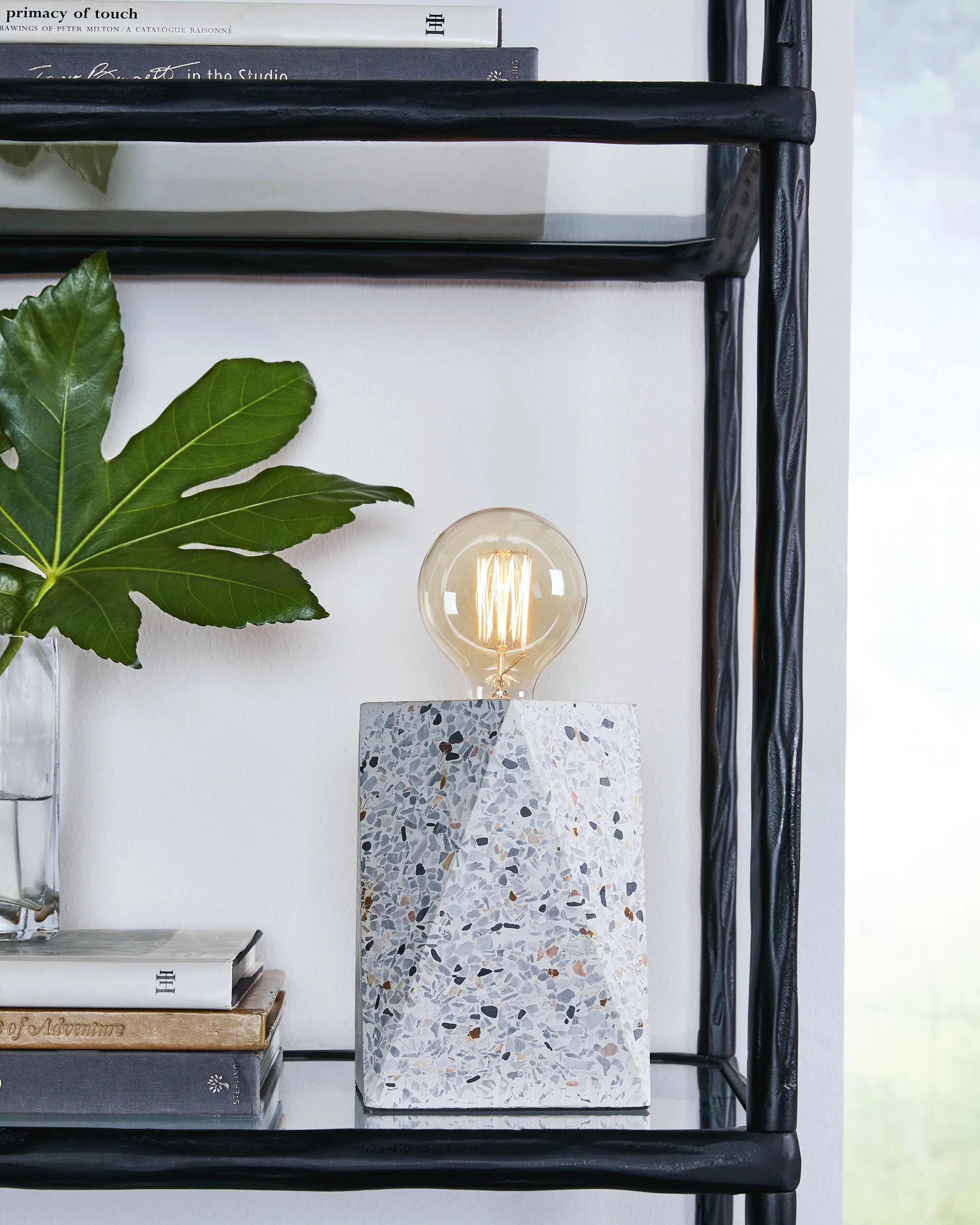 Maywick - Concrete Table Lamp  - White - Image 2