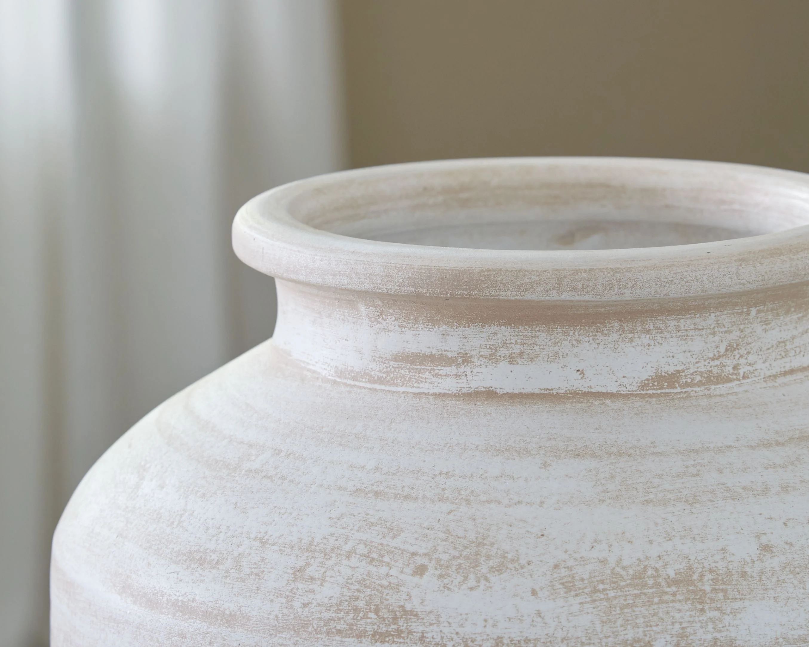 Meadie - 12" Vase - Image 4