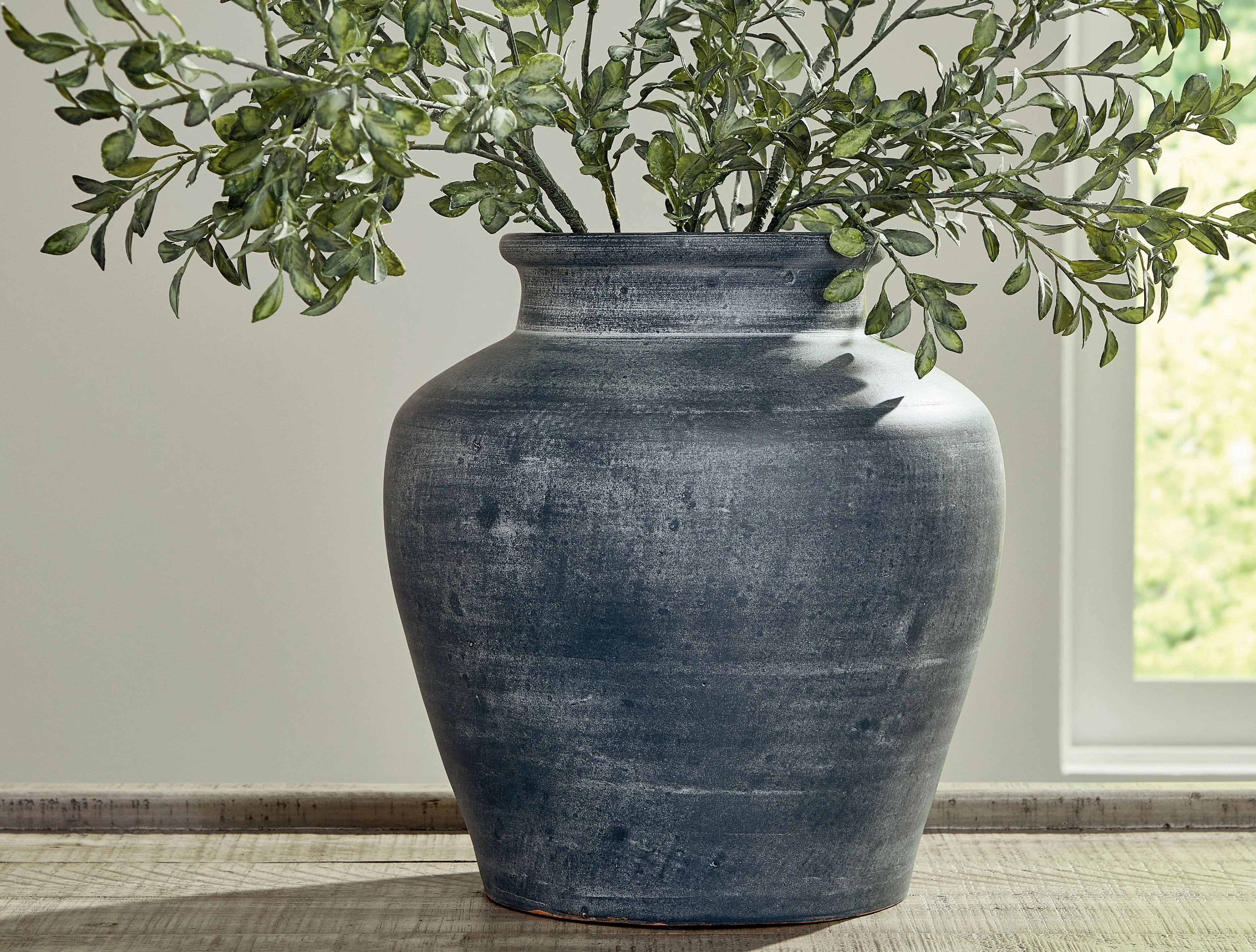 Meadie - 12" Vase - Image 5