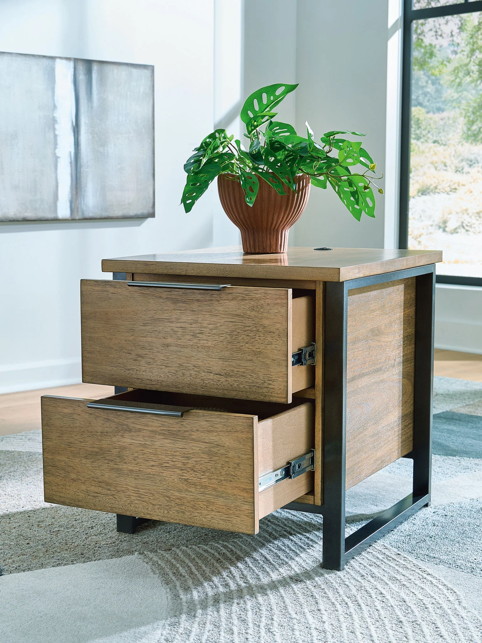 Montia - Table - Image 11