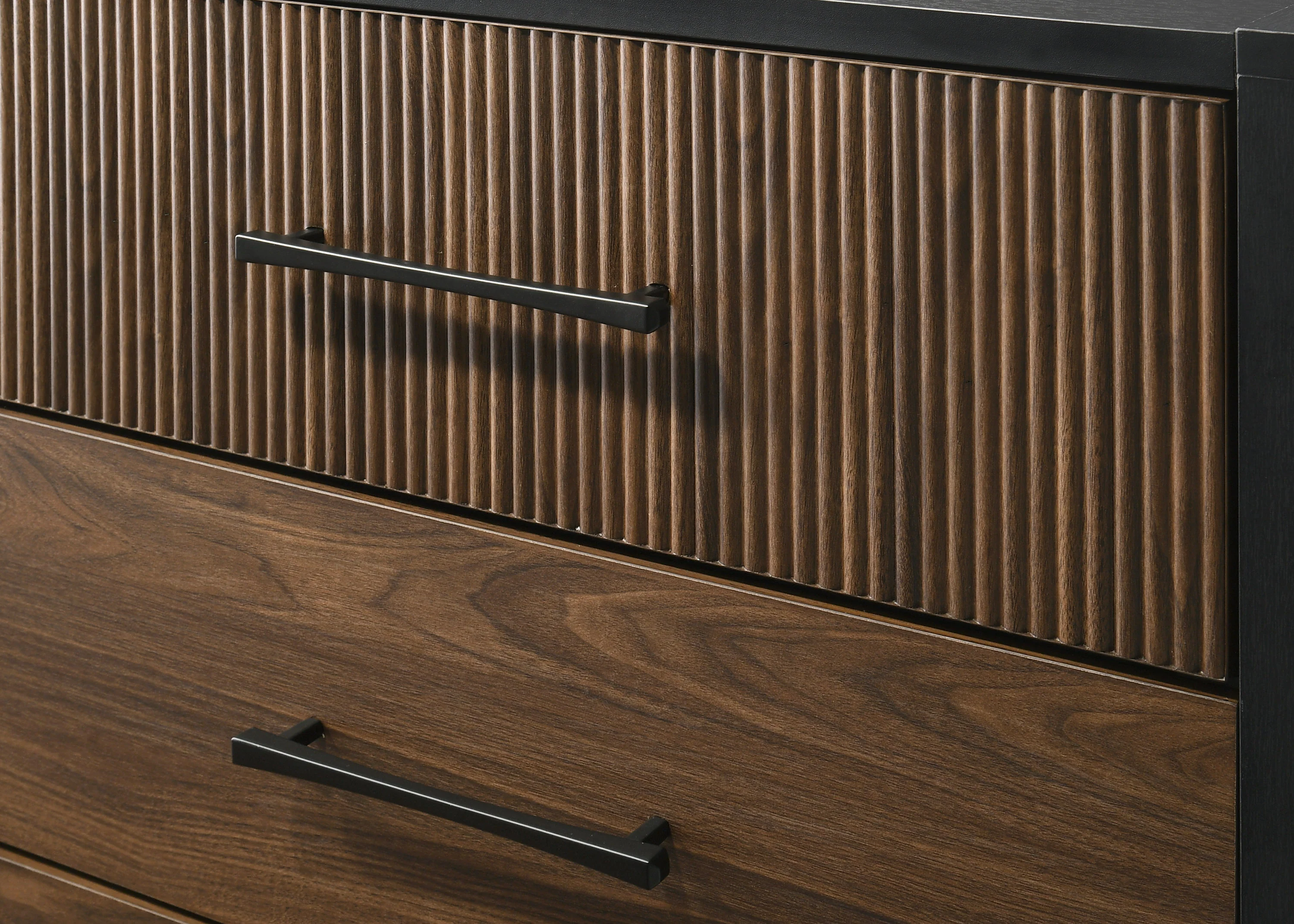 Nemy Dresser - Image 4