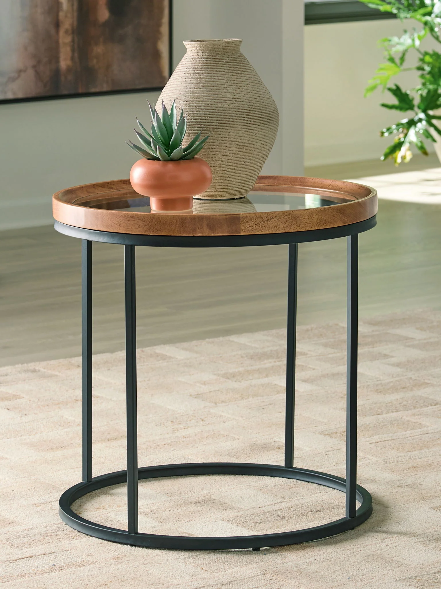 Noraluna - Round Table - Image 11