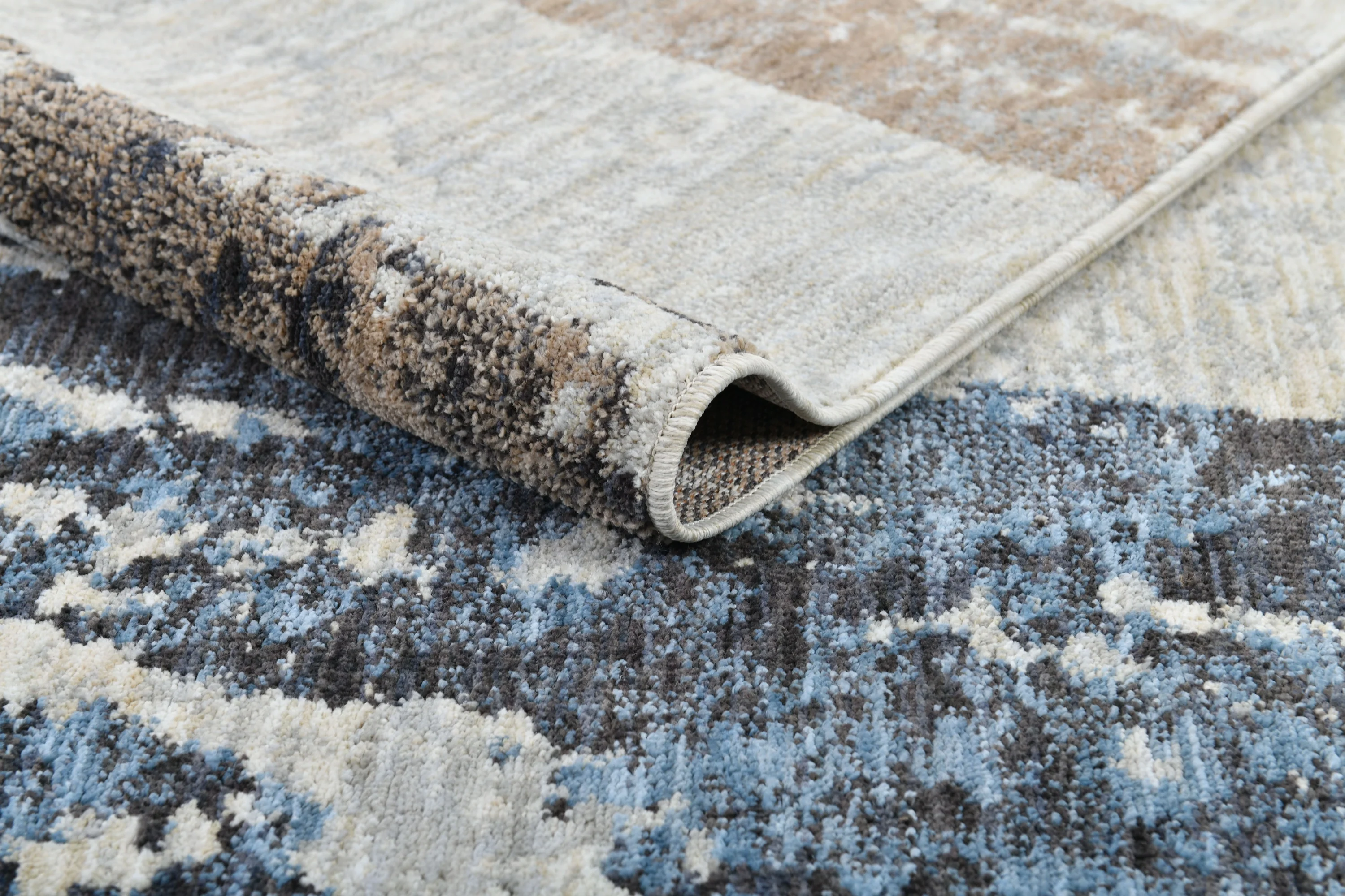 .Oasis Multi Color Rug - 6' 6" x 9' 0" - Image 2