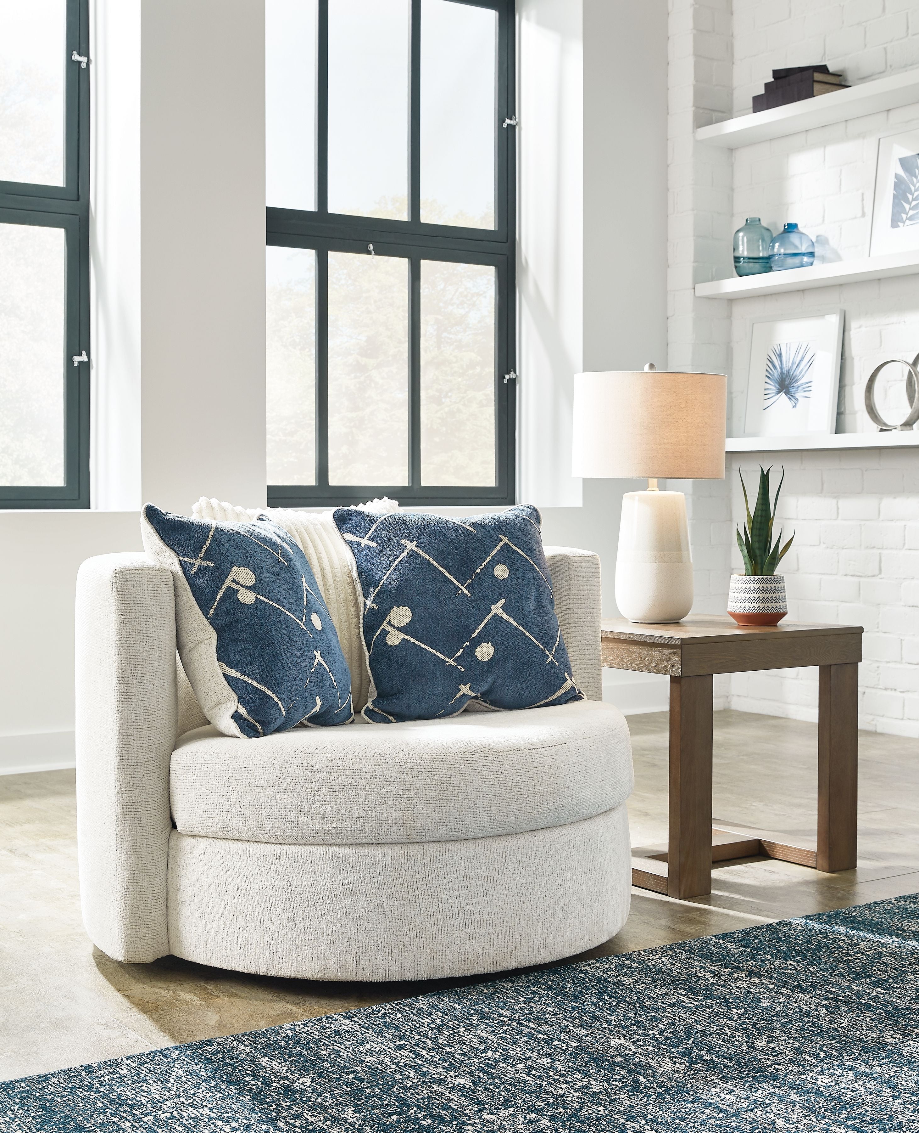Padova - Swivel Accent Chair - Ivory - Image 3