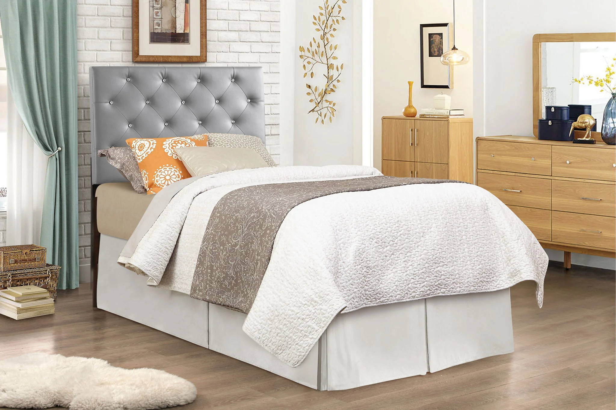 Panel Headboard & Button Tufting - Image 23