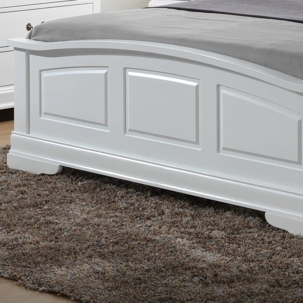 Panel Sleigh Bed Elegantly Crafted - Image 23