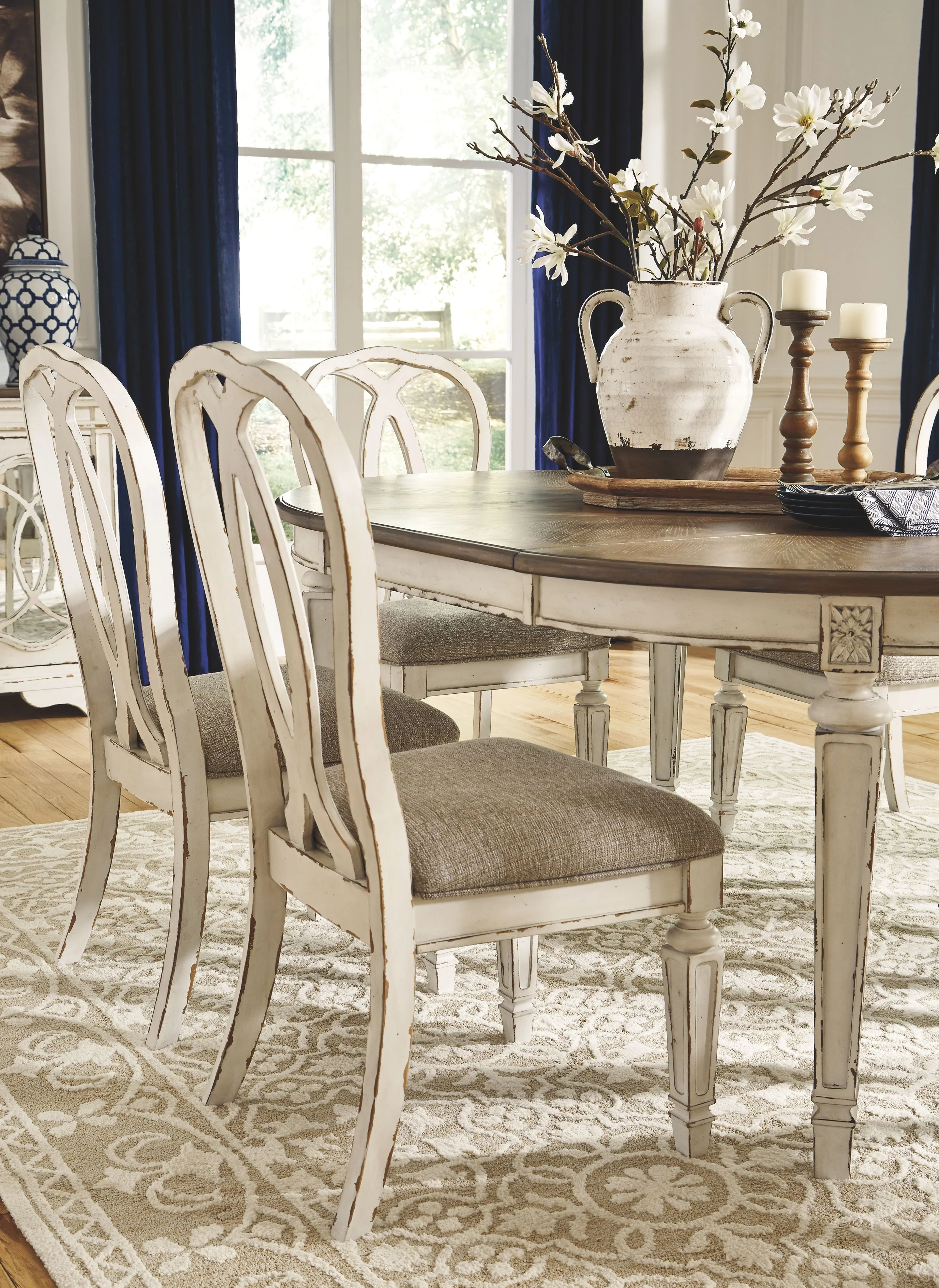 Realyn - Dining UPH Side Chair (Set of 2) - Ribbonback - Chipped White - Image 7
