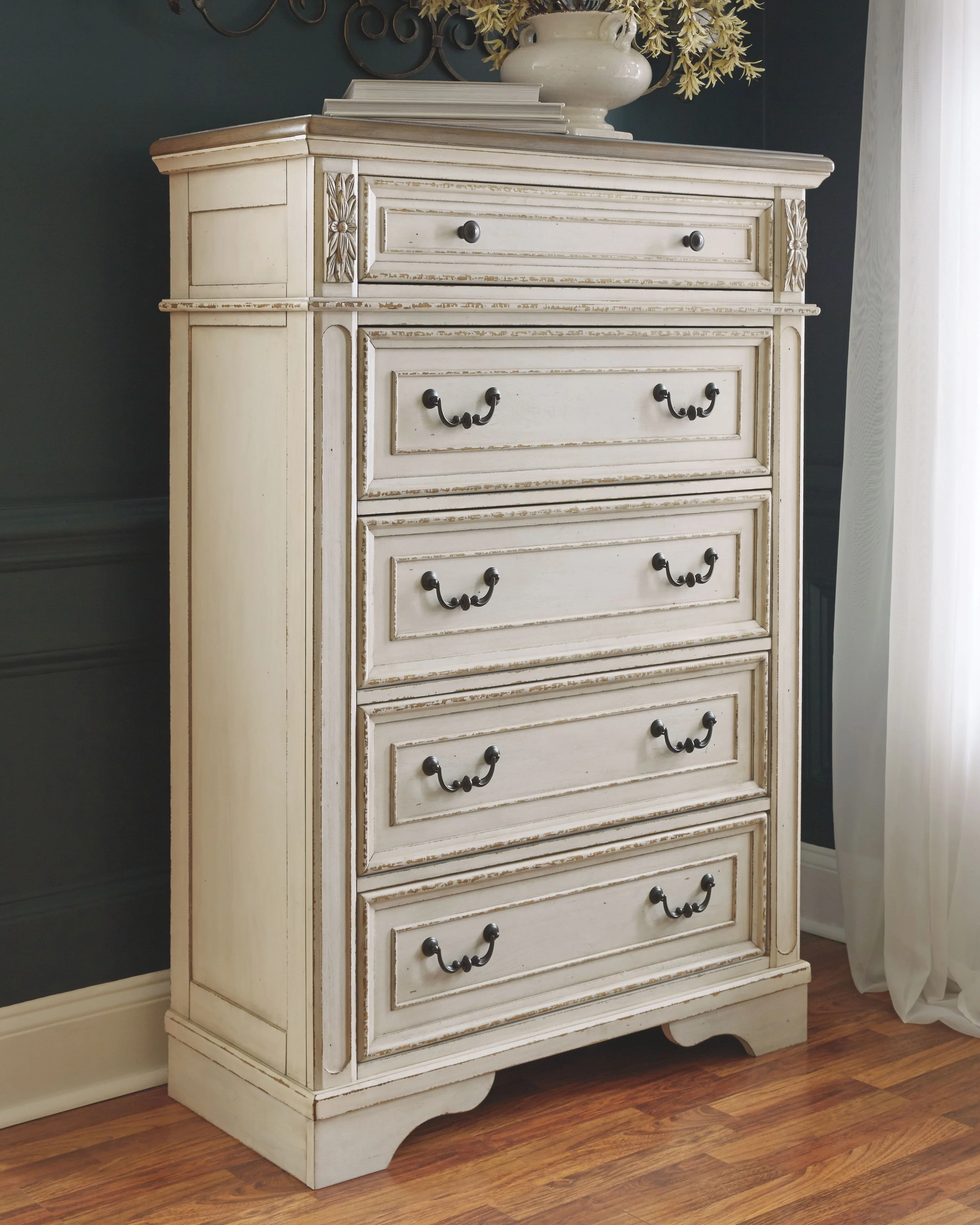 Realyn - Panel Bedroom Set - Image 3