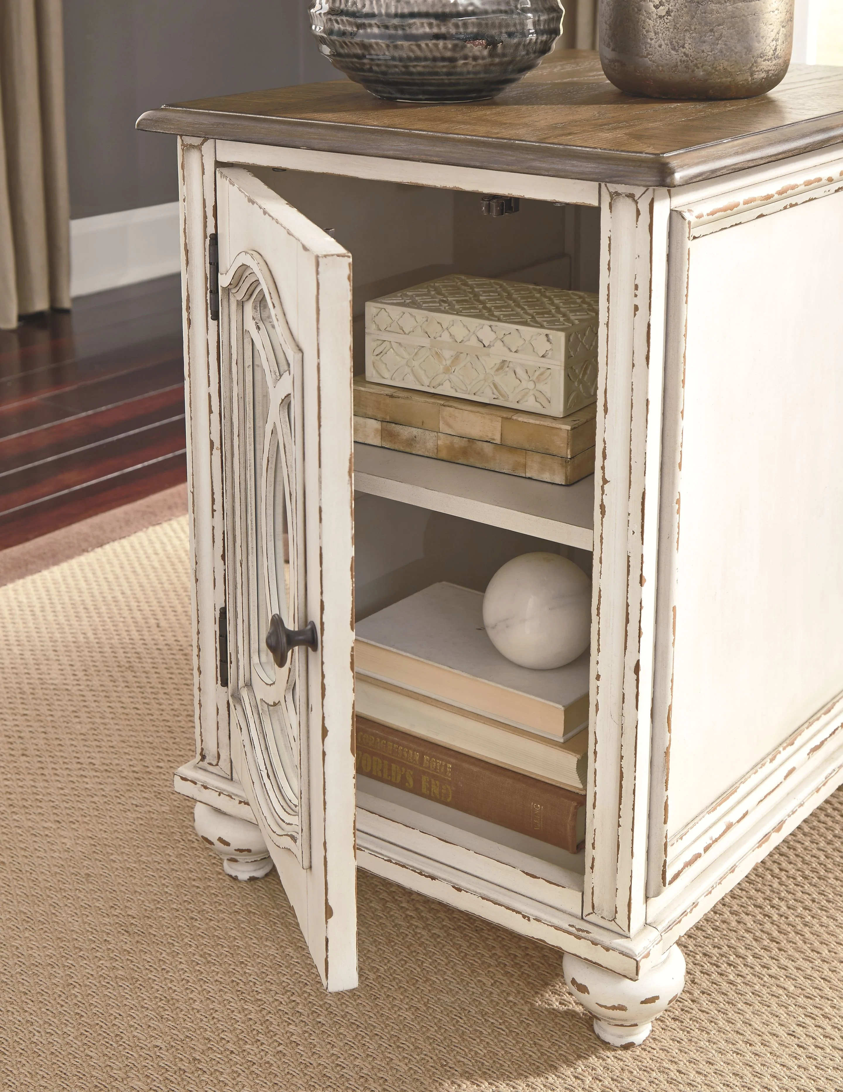 Realyn - Chair Side End Table - Insert Mirror - White / Brown - Image 6