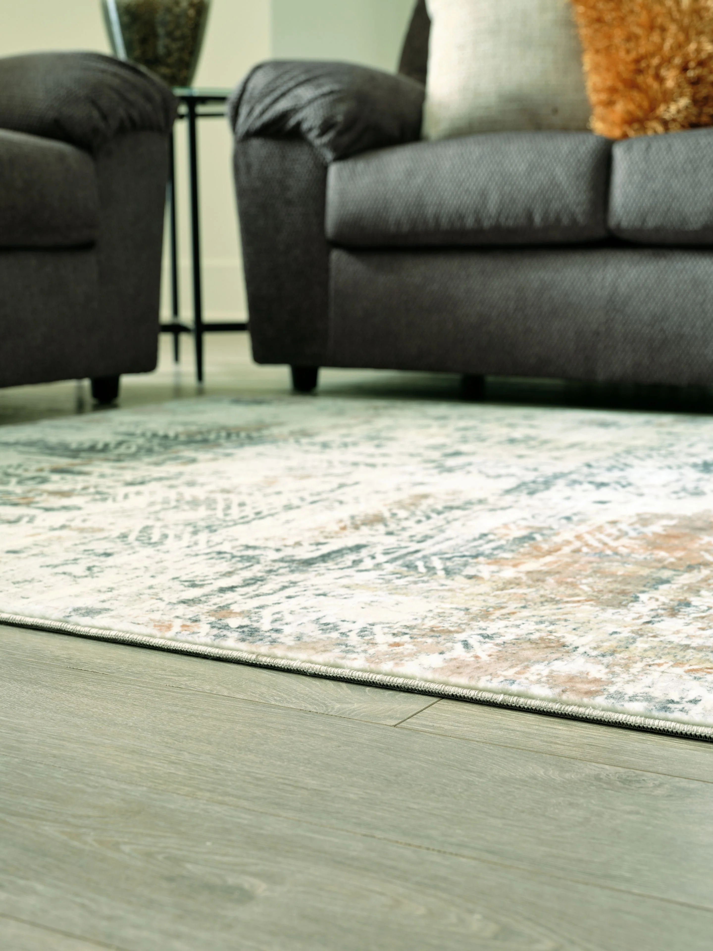 Redlings - Area Rug - Image 4